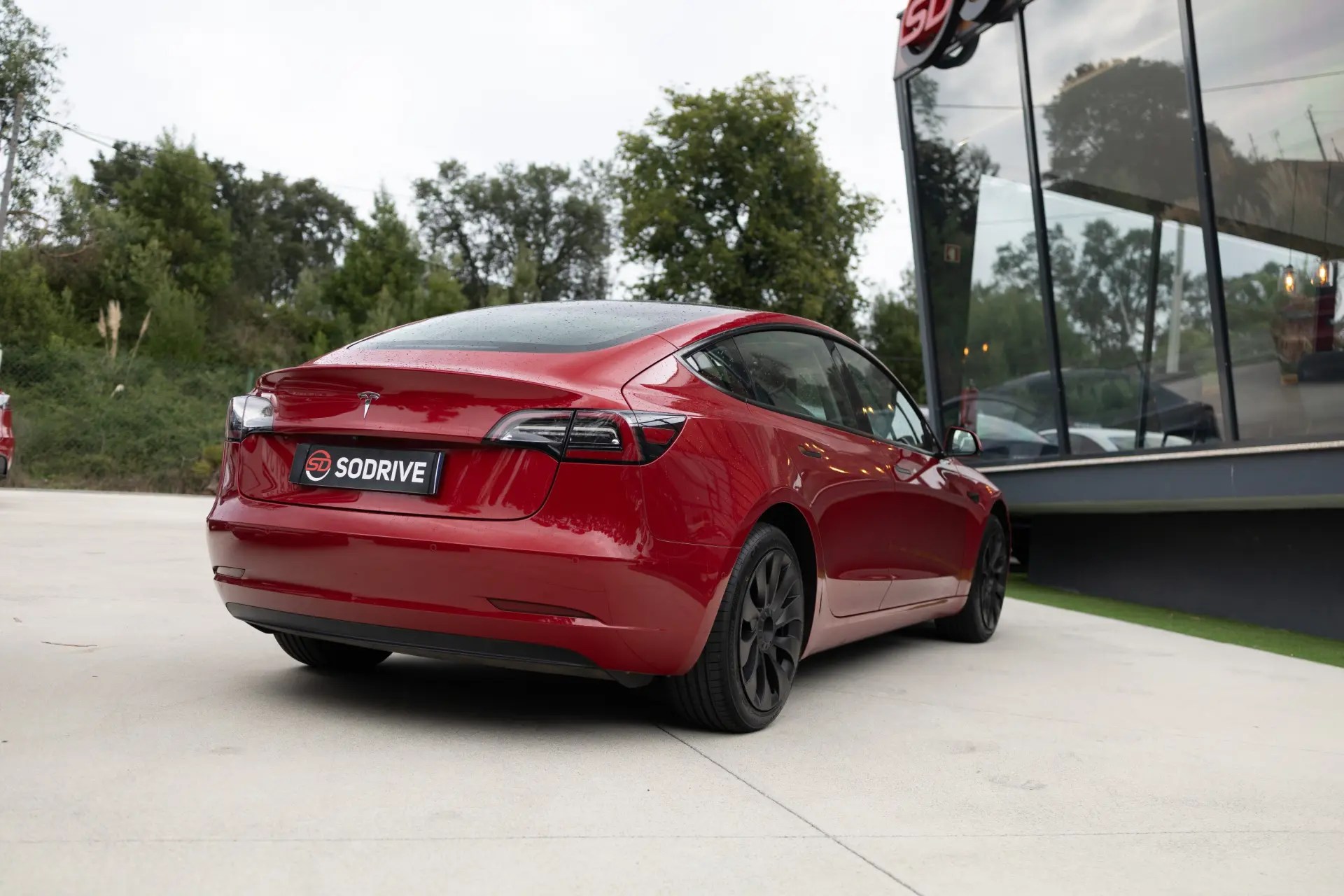 Tesla Model 3 Standard Range Plus RWD 6