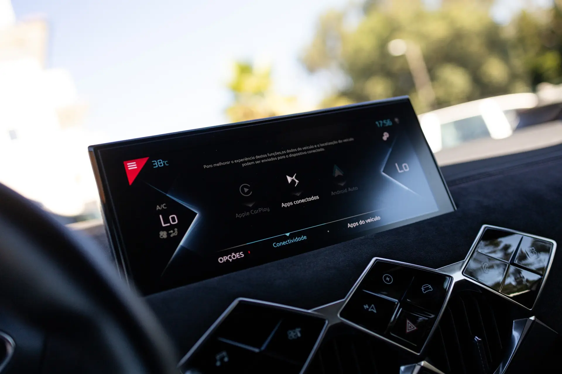 DS DS3 Crossback E-TENSE PERFORMANCE LINE + 23