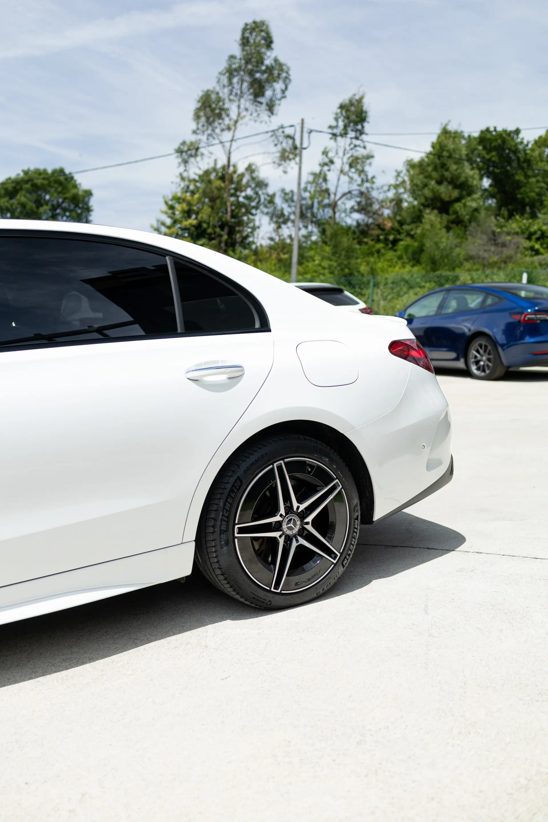 Mercedes-Benz C 300 e AMG Line 14