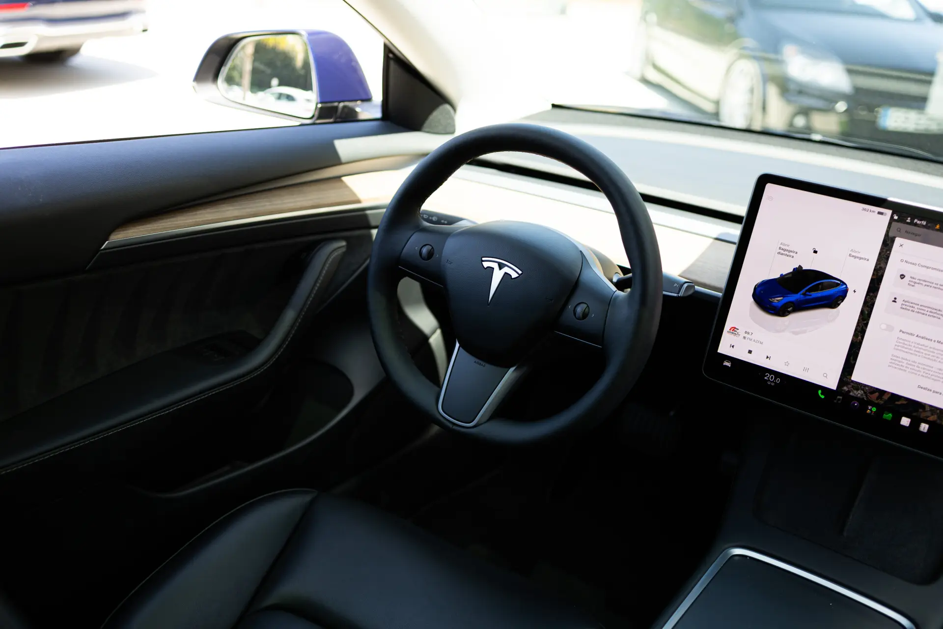Tesla Model 3 Long-Range Dual Motor AWD 15