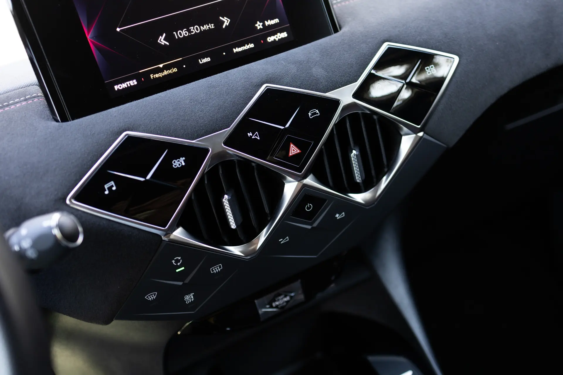 DS DS3 Crossback 1.2 PureTech Performance Line EAT8 21
