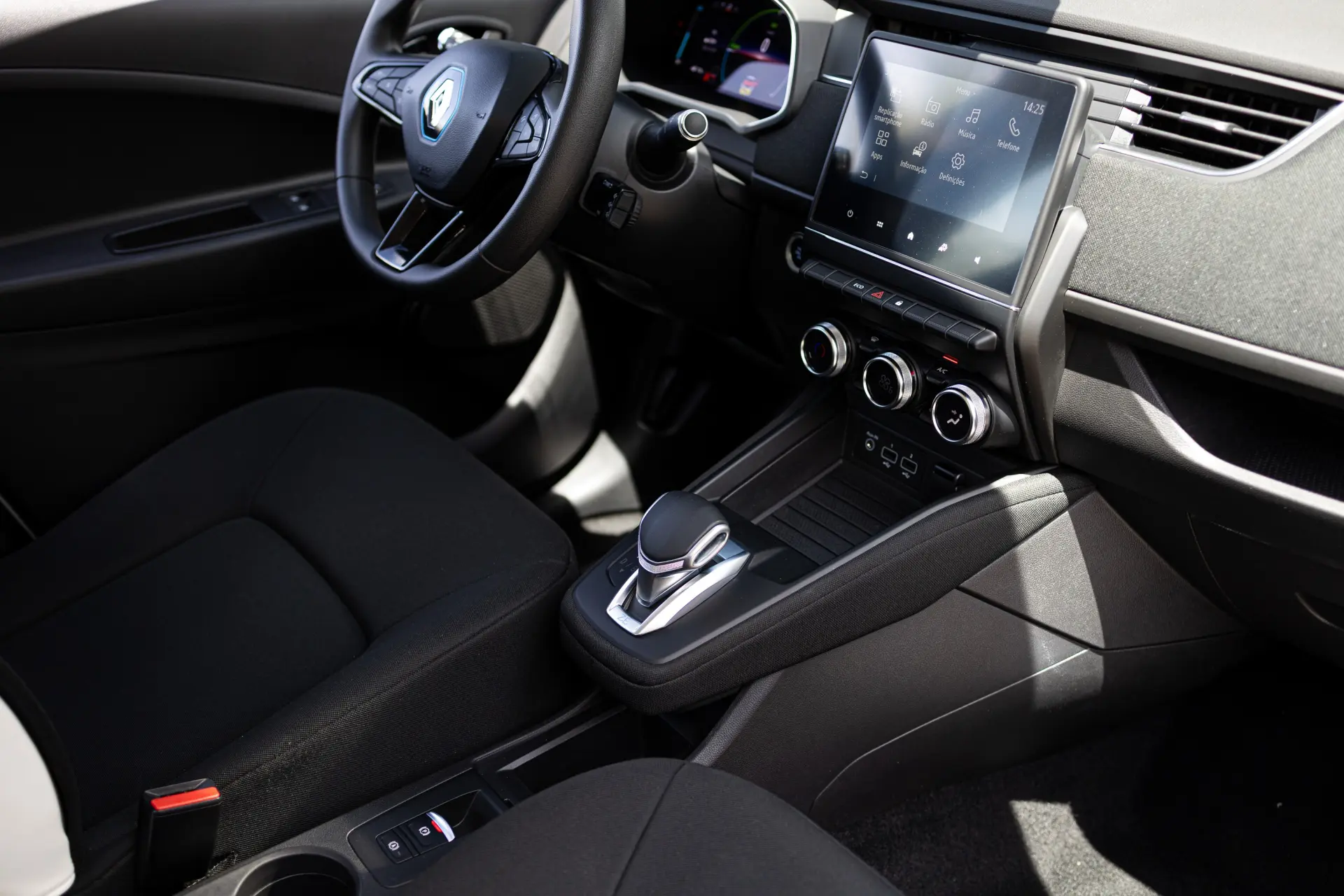 Renault Zoe (c/ Bateria) Intens 50 26