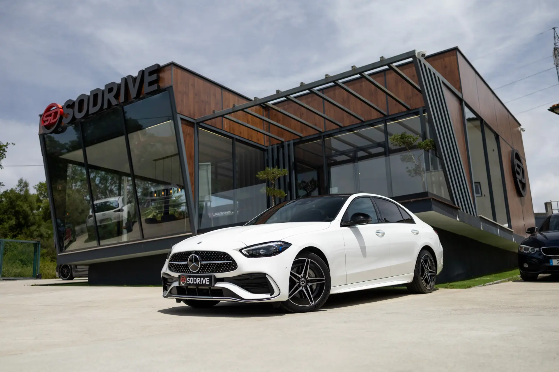 Mercedes-Benz C 300 e AMG Line 1