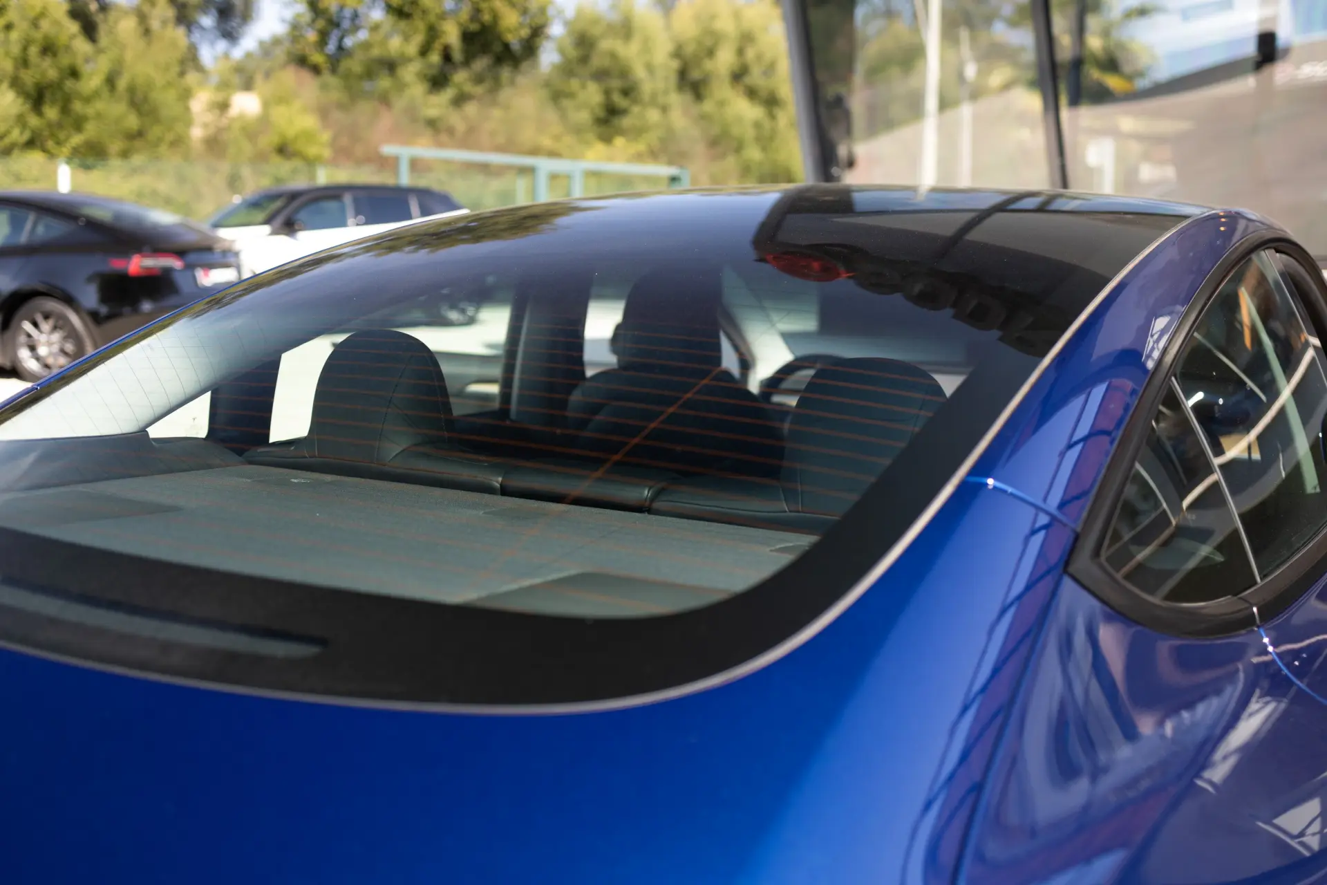 Tesla Model 3 Long-Range Dual Motor AWD 17