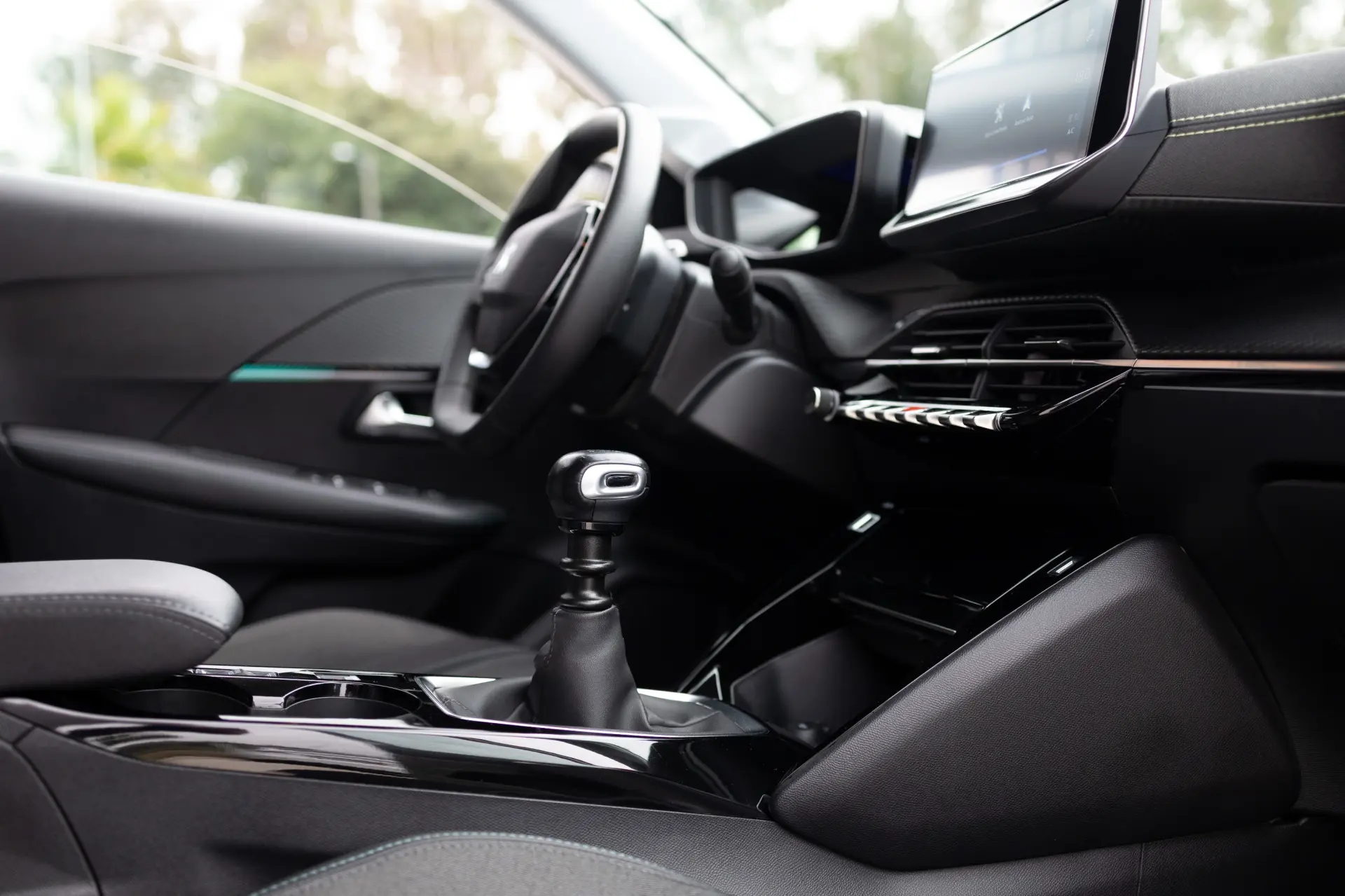 Peugeot 208 1.2 PureTech Allure 36