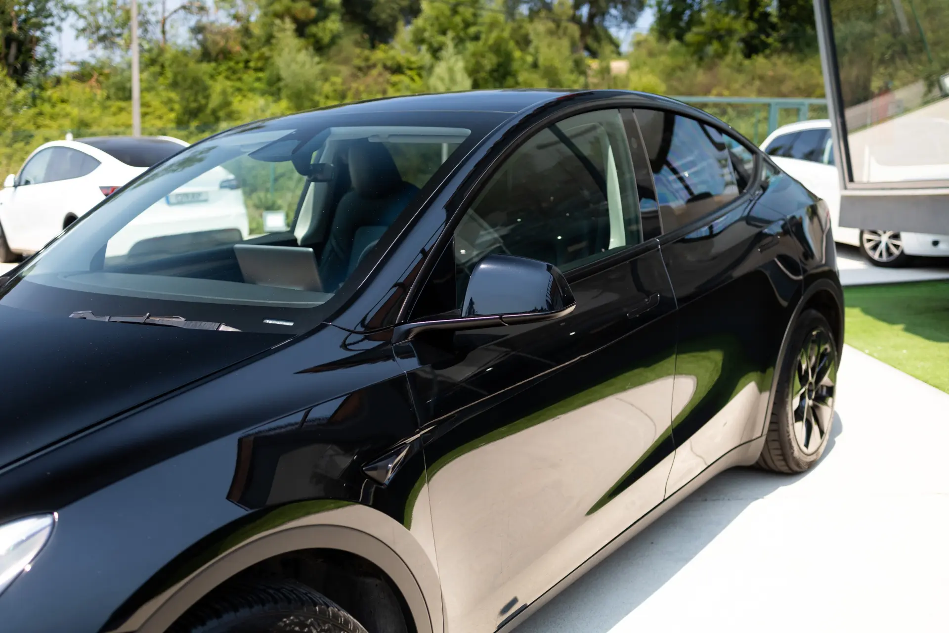 Tesla Model Y Long Range RWD 15