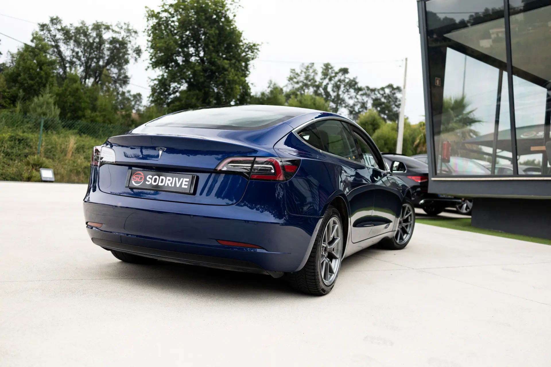 Tesla Model 3 Standard Range Plus RWD 6
