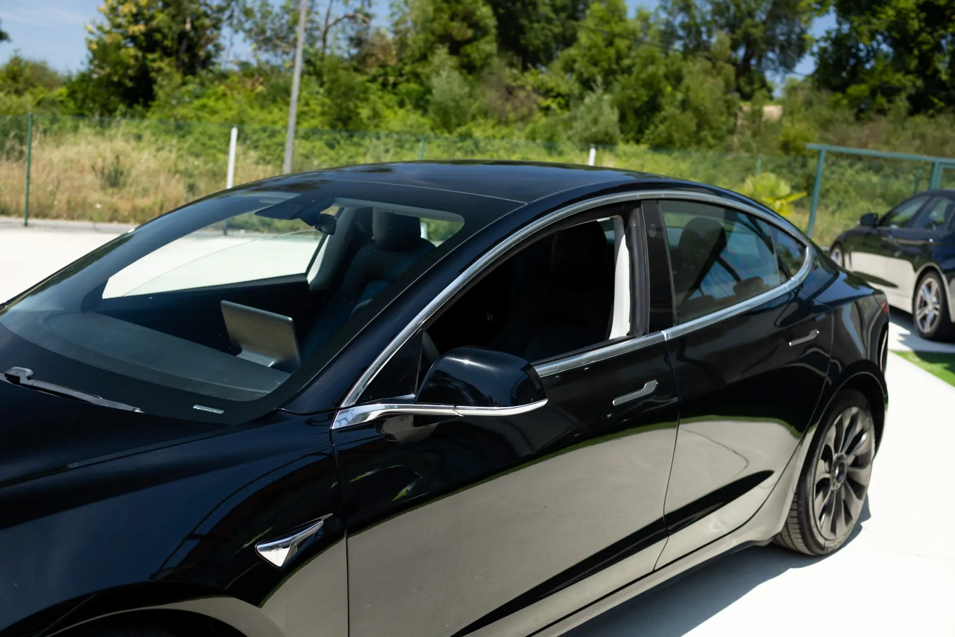 Tesla Model 3 Standard Range Plus RWD 16