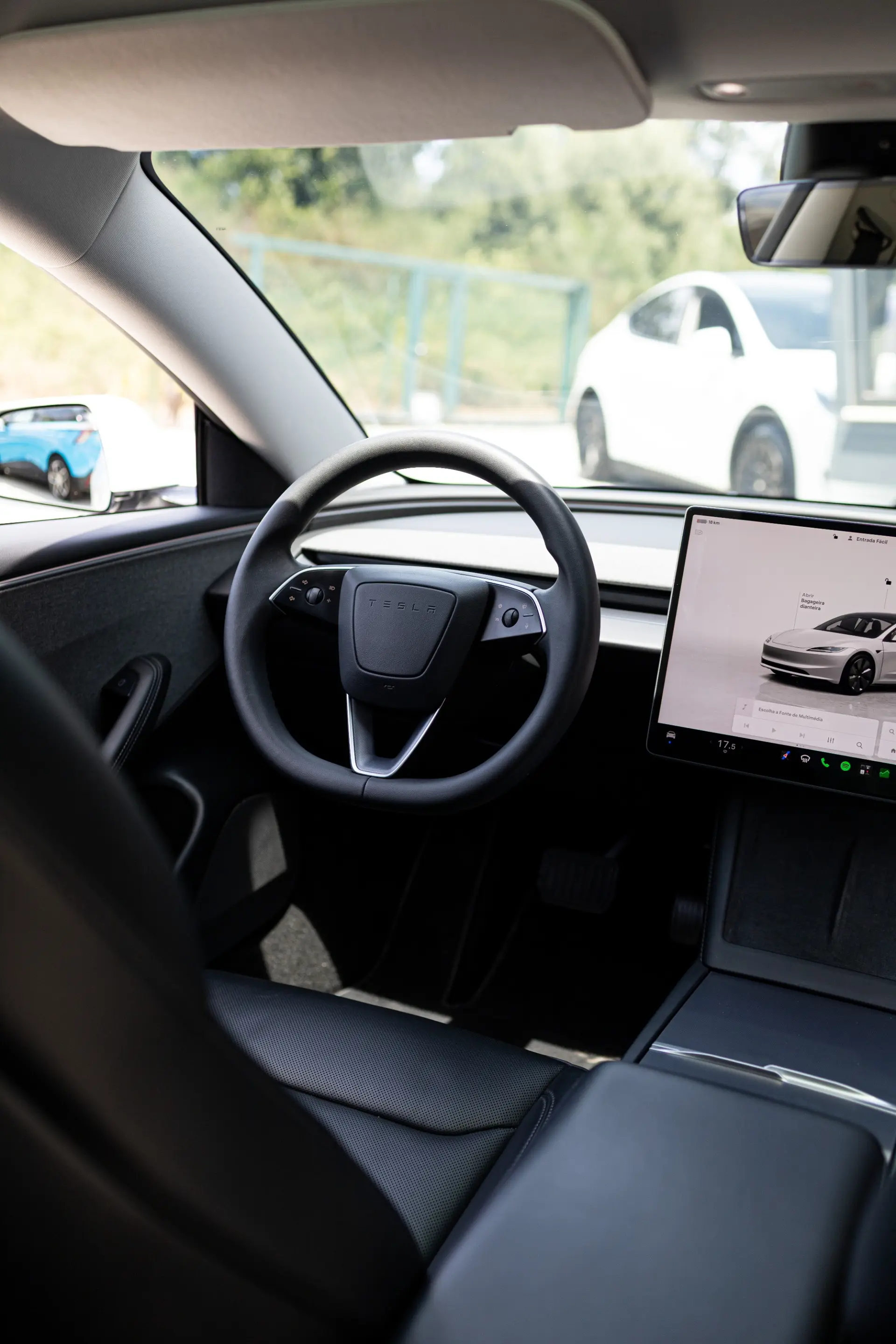 Tesla Model 3 Tração Traseira Premium 37