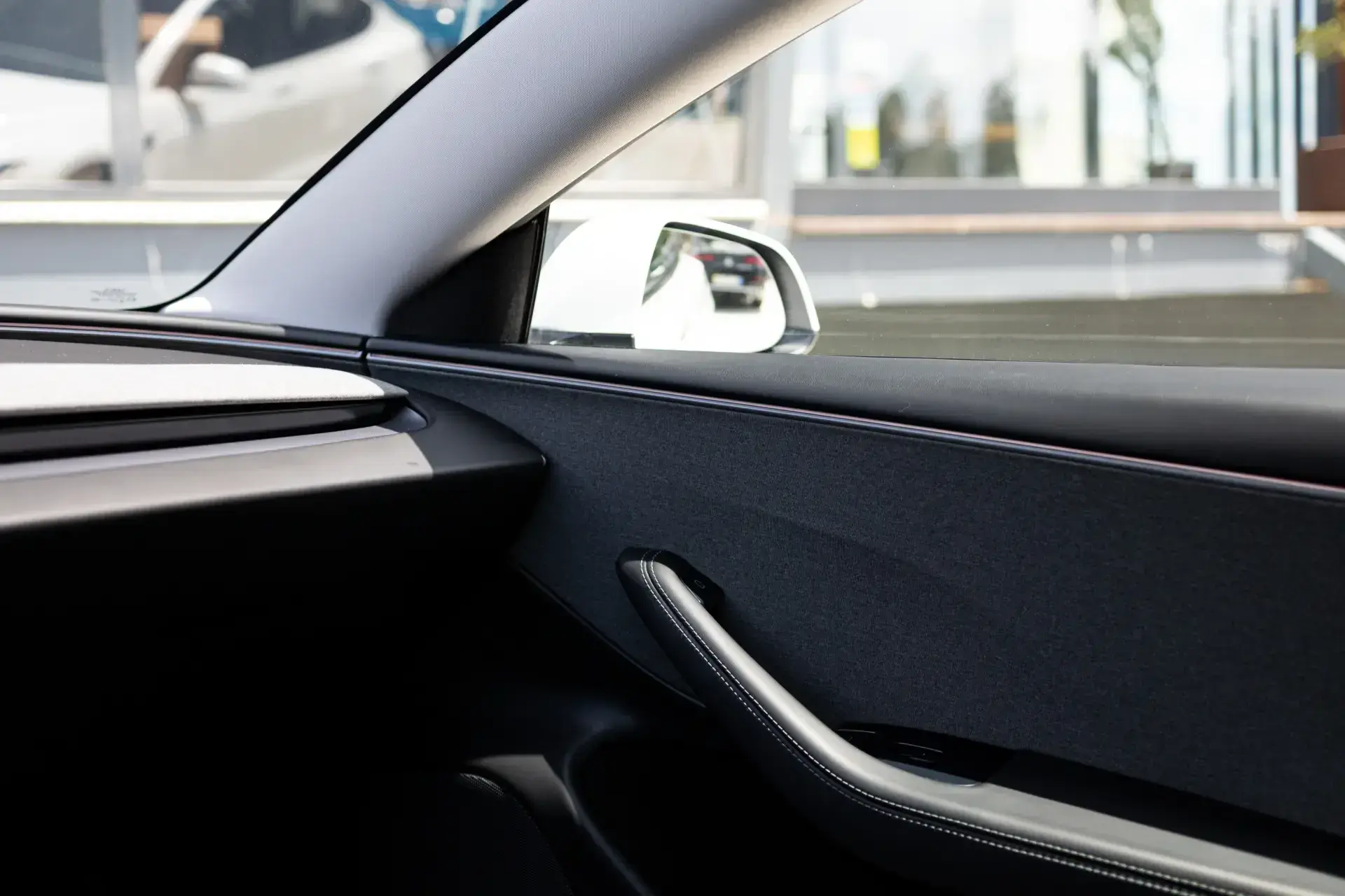 Tesla Model 3 Tração Traseira Premium 23