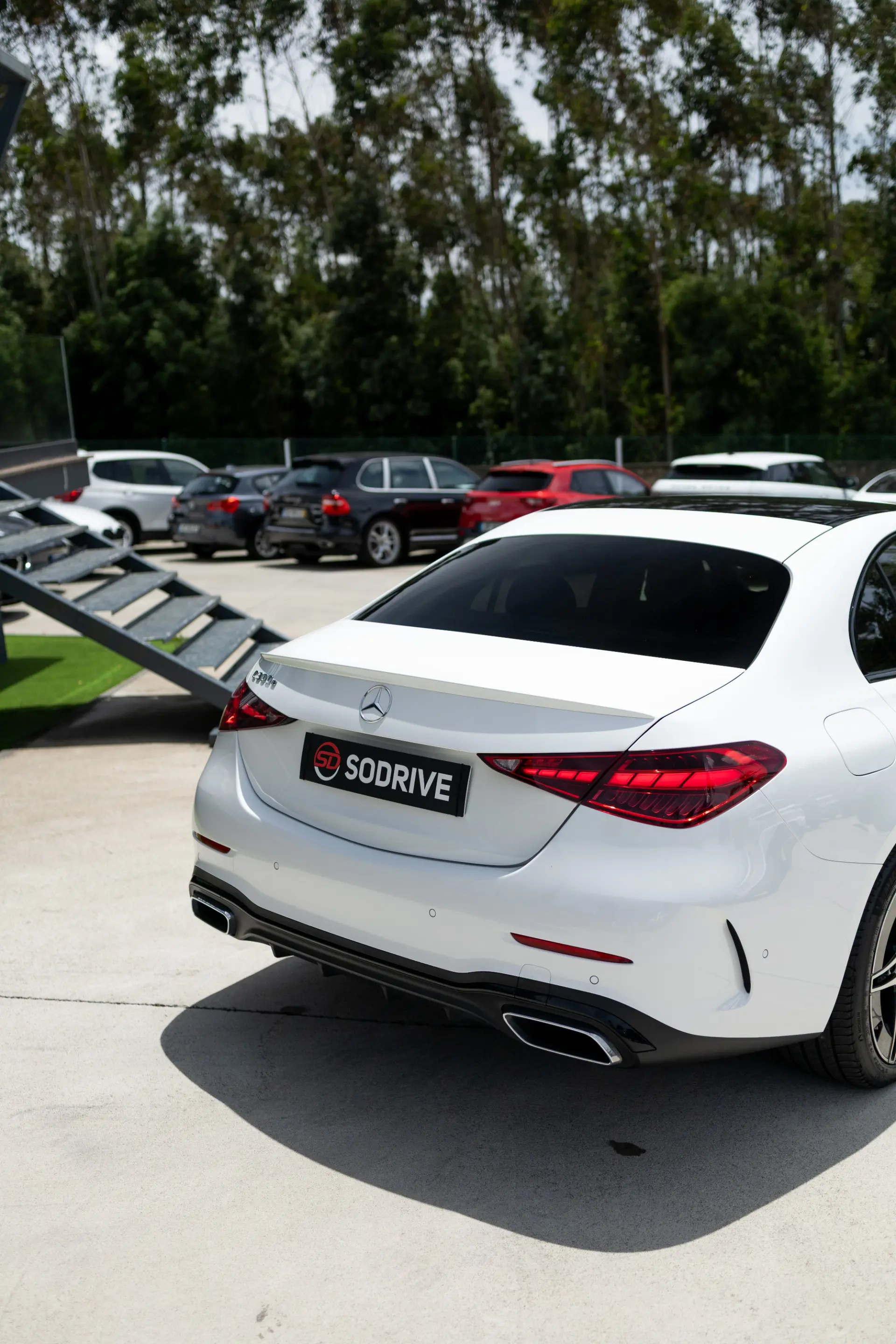Mercedes-Benz C 300 e AMG Line 33