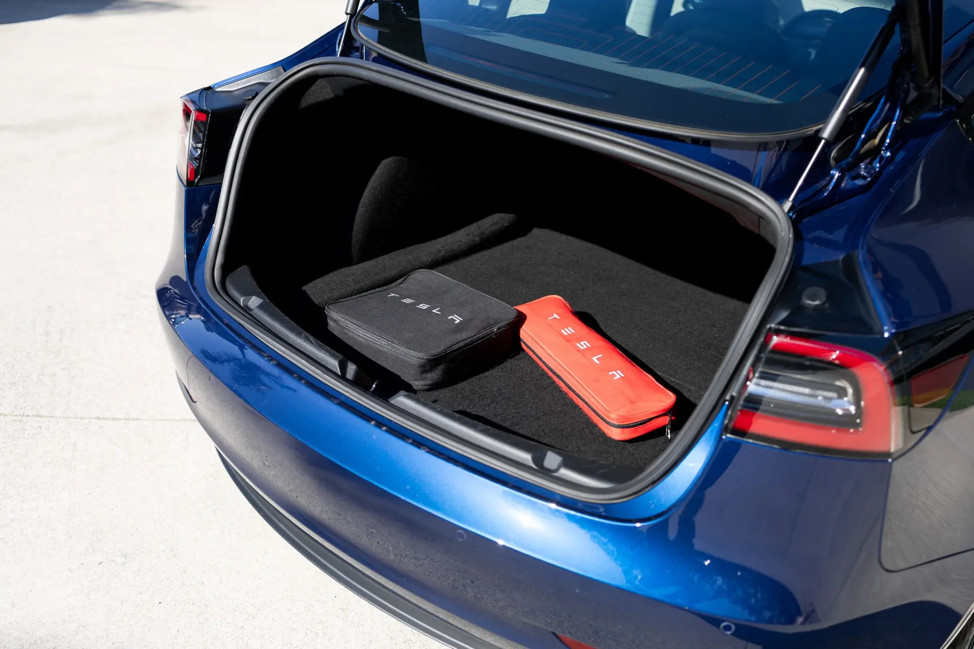 Tesla Model 3 Long-Range Dual Motor AWD 25