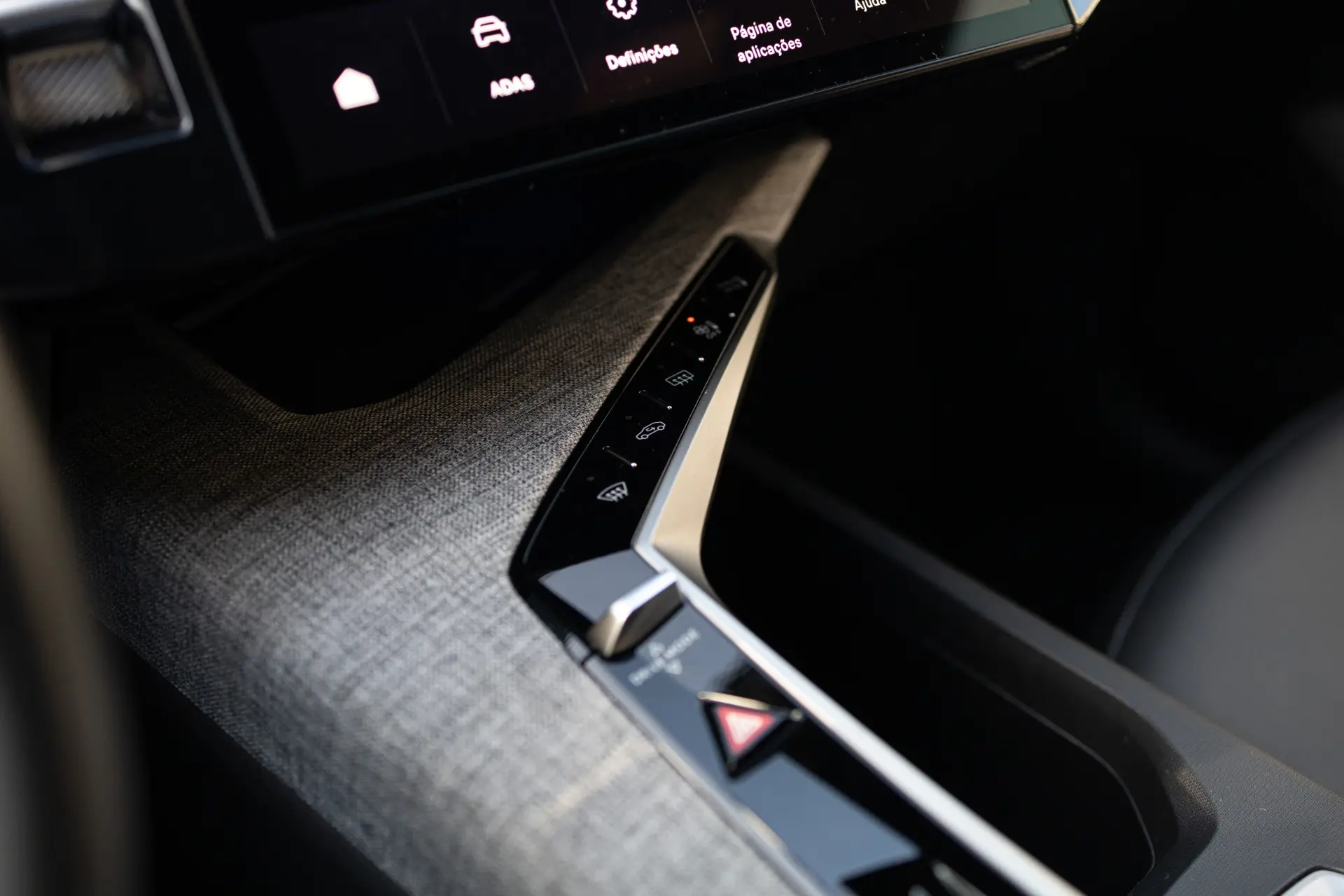 Peugeot E-3008 73 kWh Allure 17