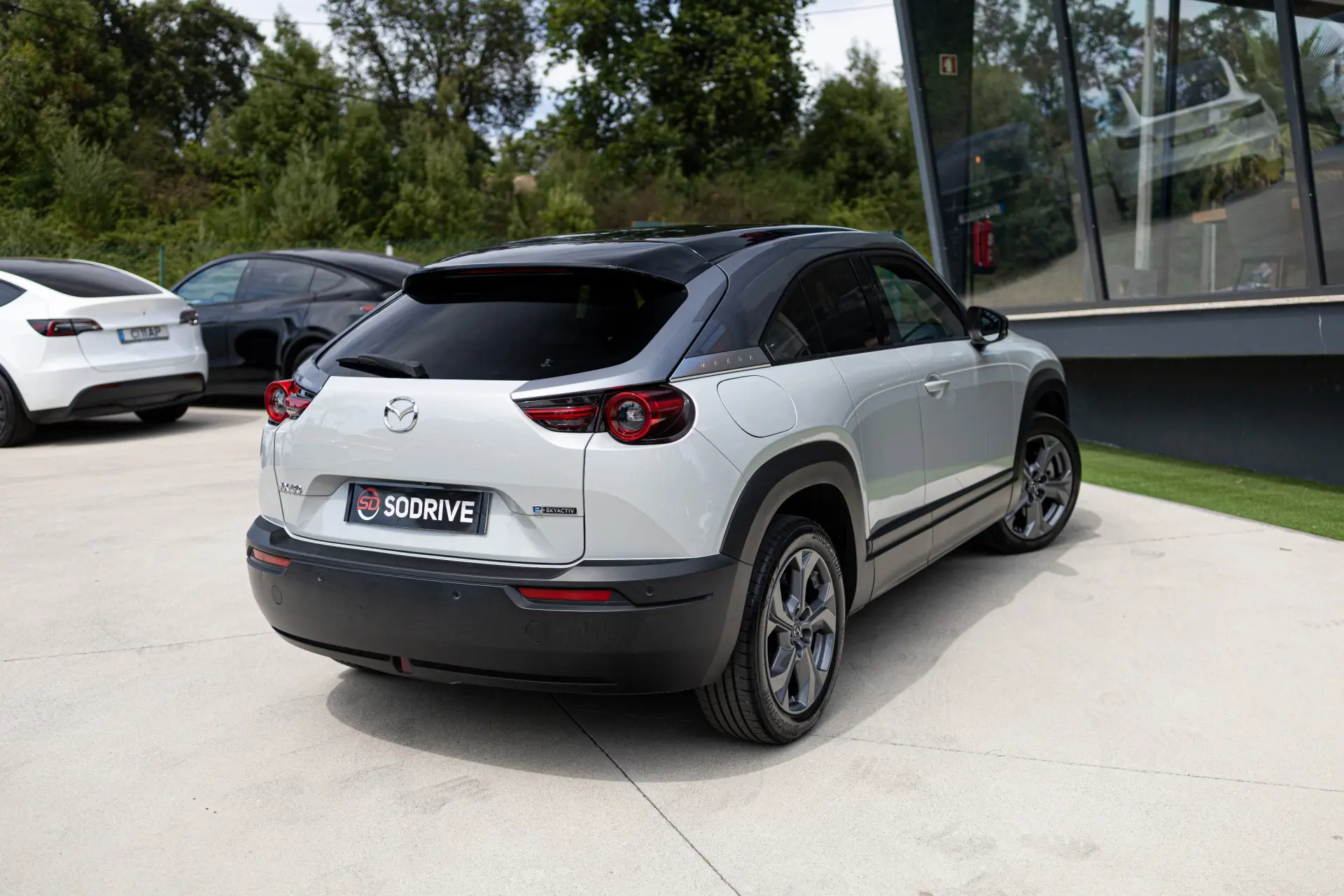 Mazda MX-30 e-Skyactiv First Edition+Modern Confidence 30
