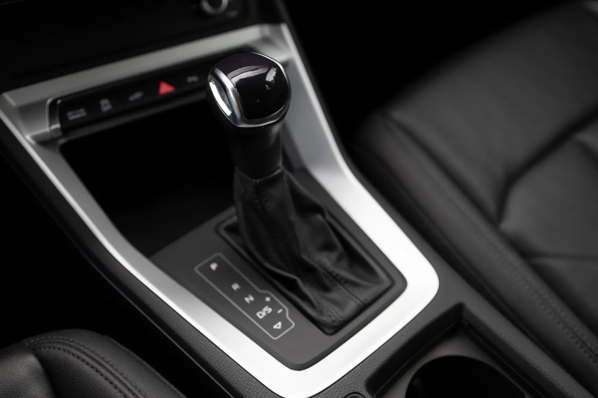 Audi Q3 45 TFSIe S tronic 21