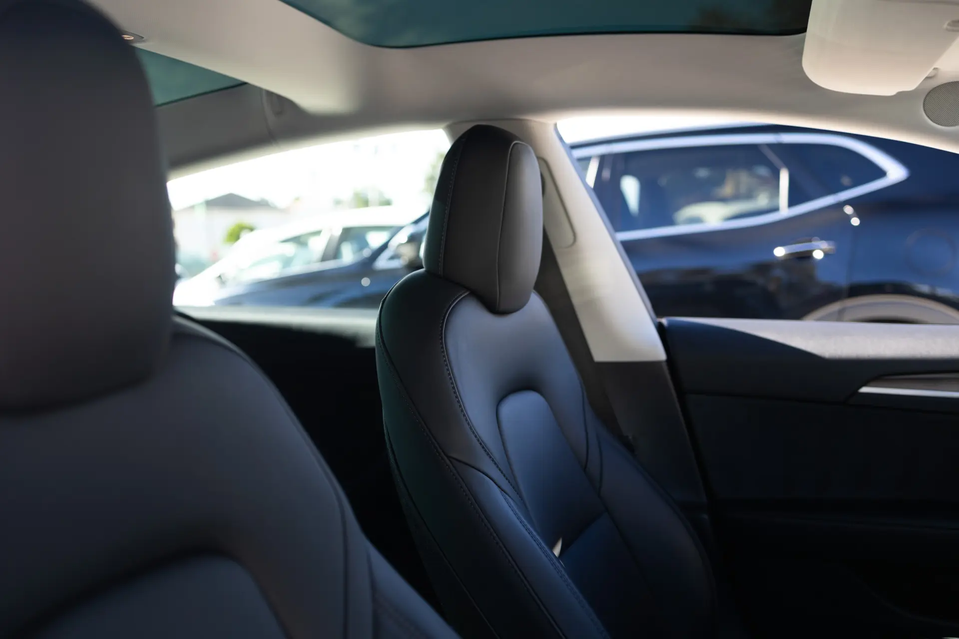 Tesla Model 3 Long-Range Dual Motor AWD 16