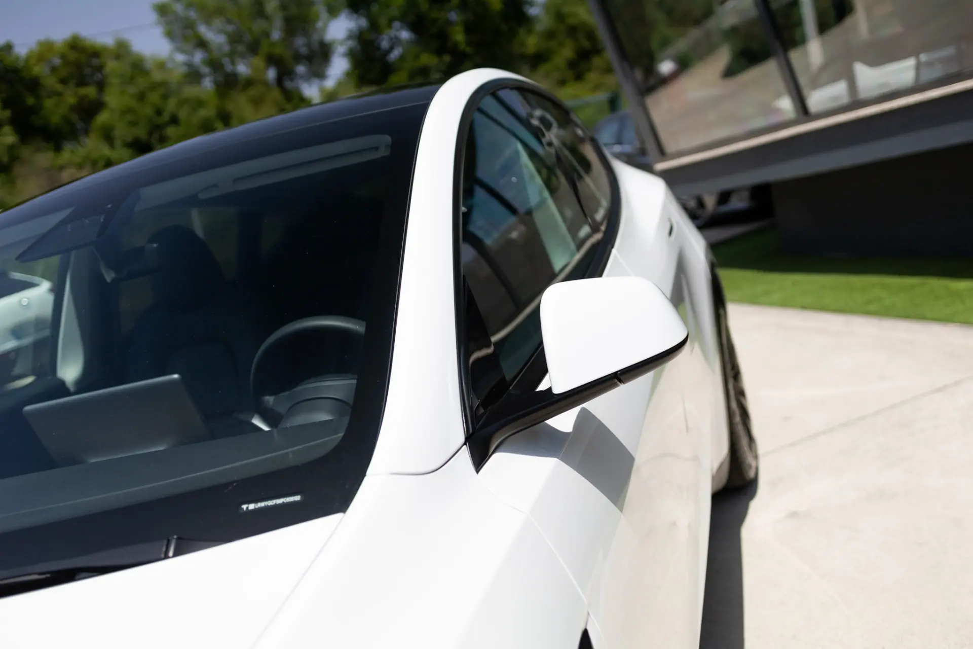 Tesla Model Y Standard 15