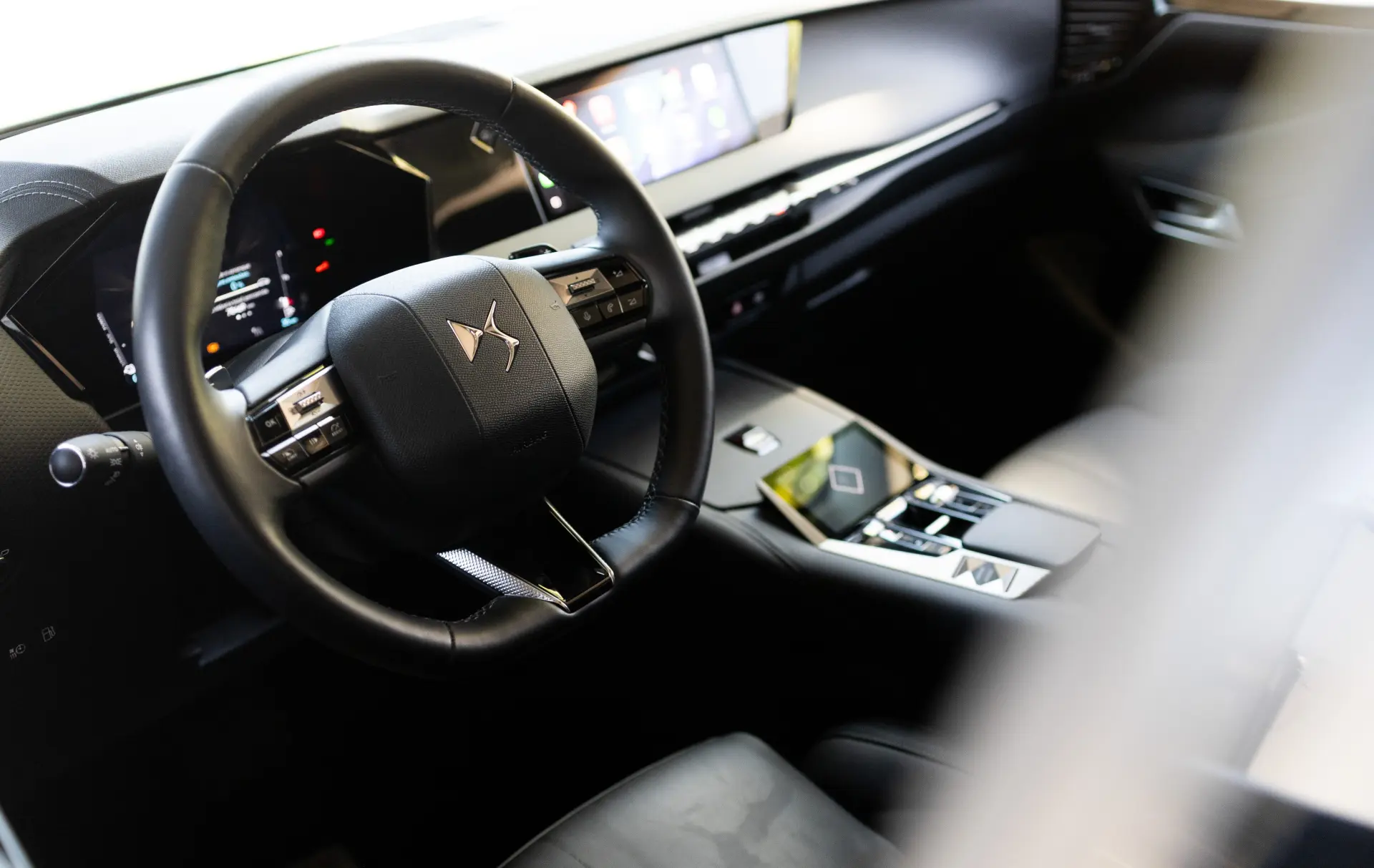 DS DS4 E-TENSE 225 RIVOLI 2