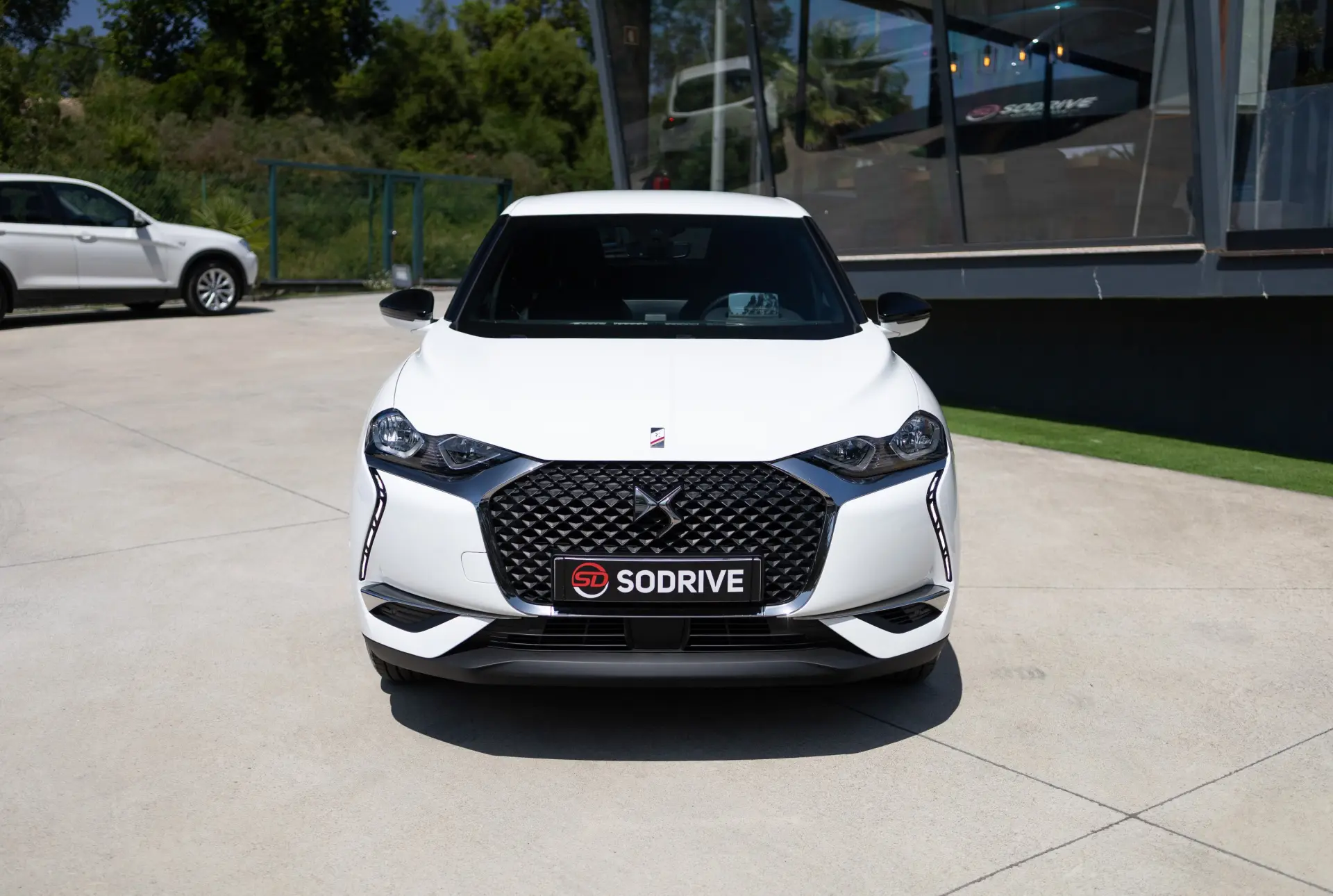 DS DS3 Crossback E-Tense Performance Line 3