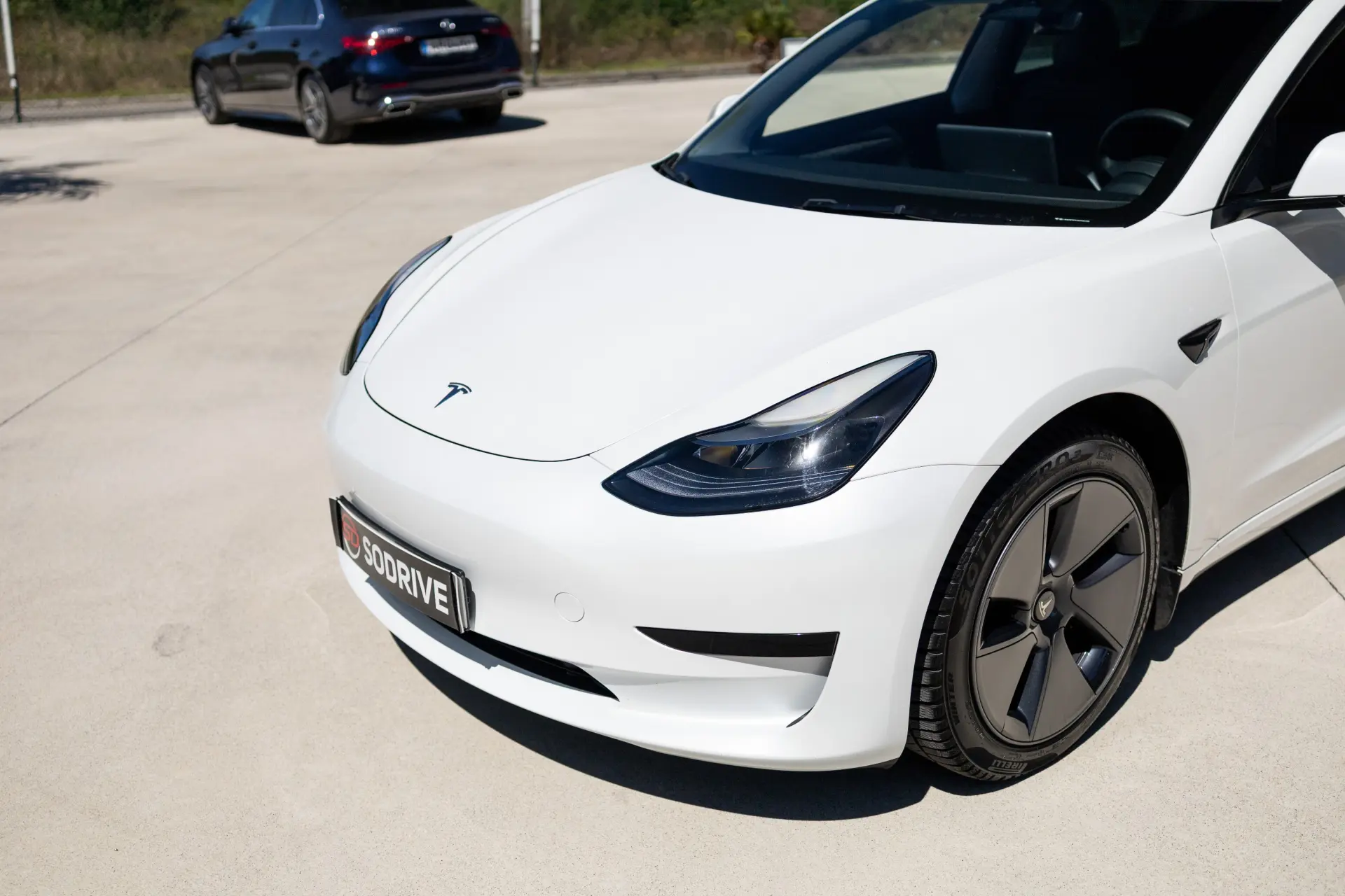 Tesla Model 3 Standard Range Plus RWD 16