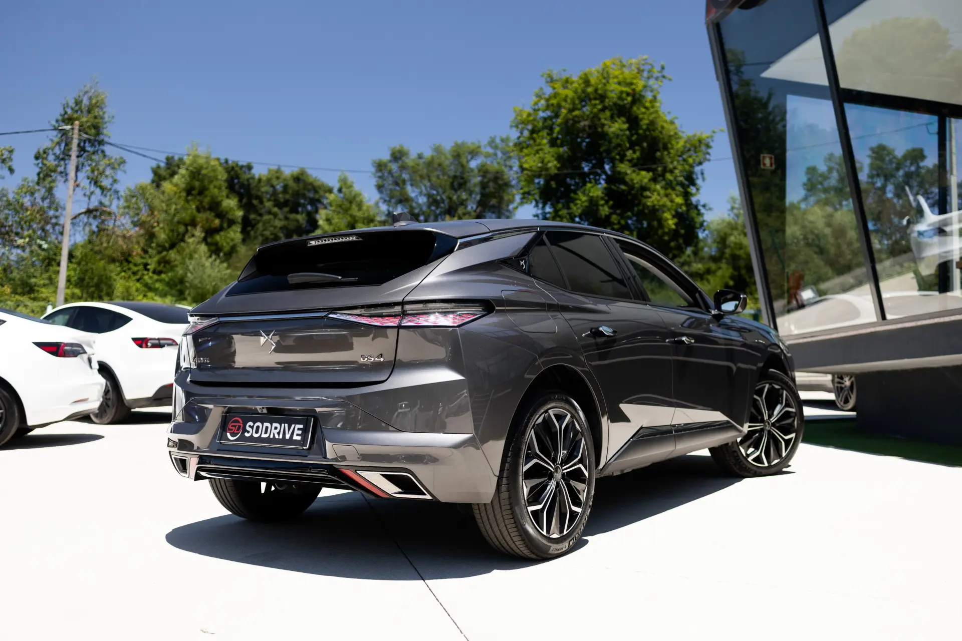 DS DS4 E-TENSE 225 RIVOLI 5