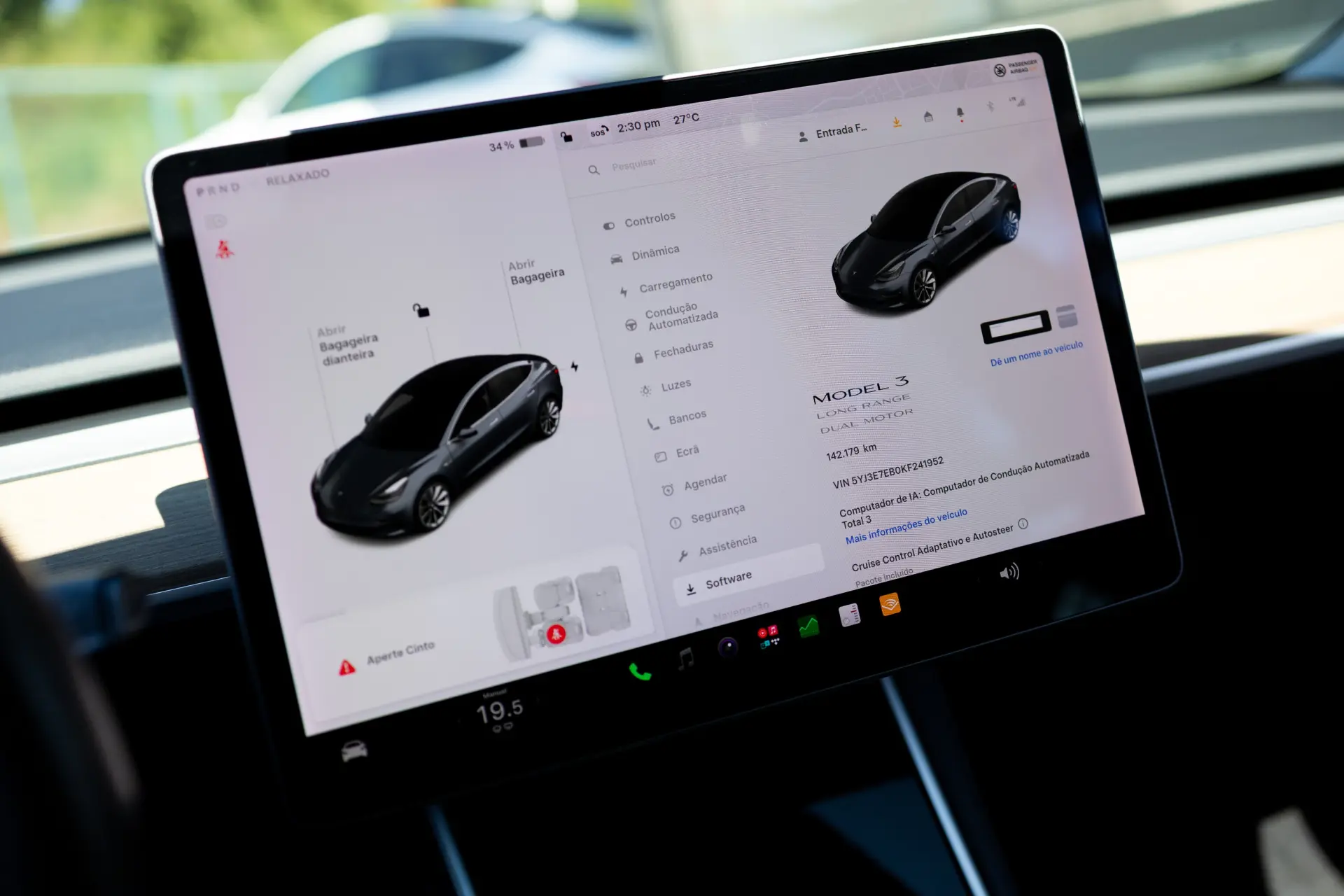 Tesla Model 3 Long-Range Dual Motor AWD 9