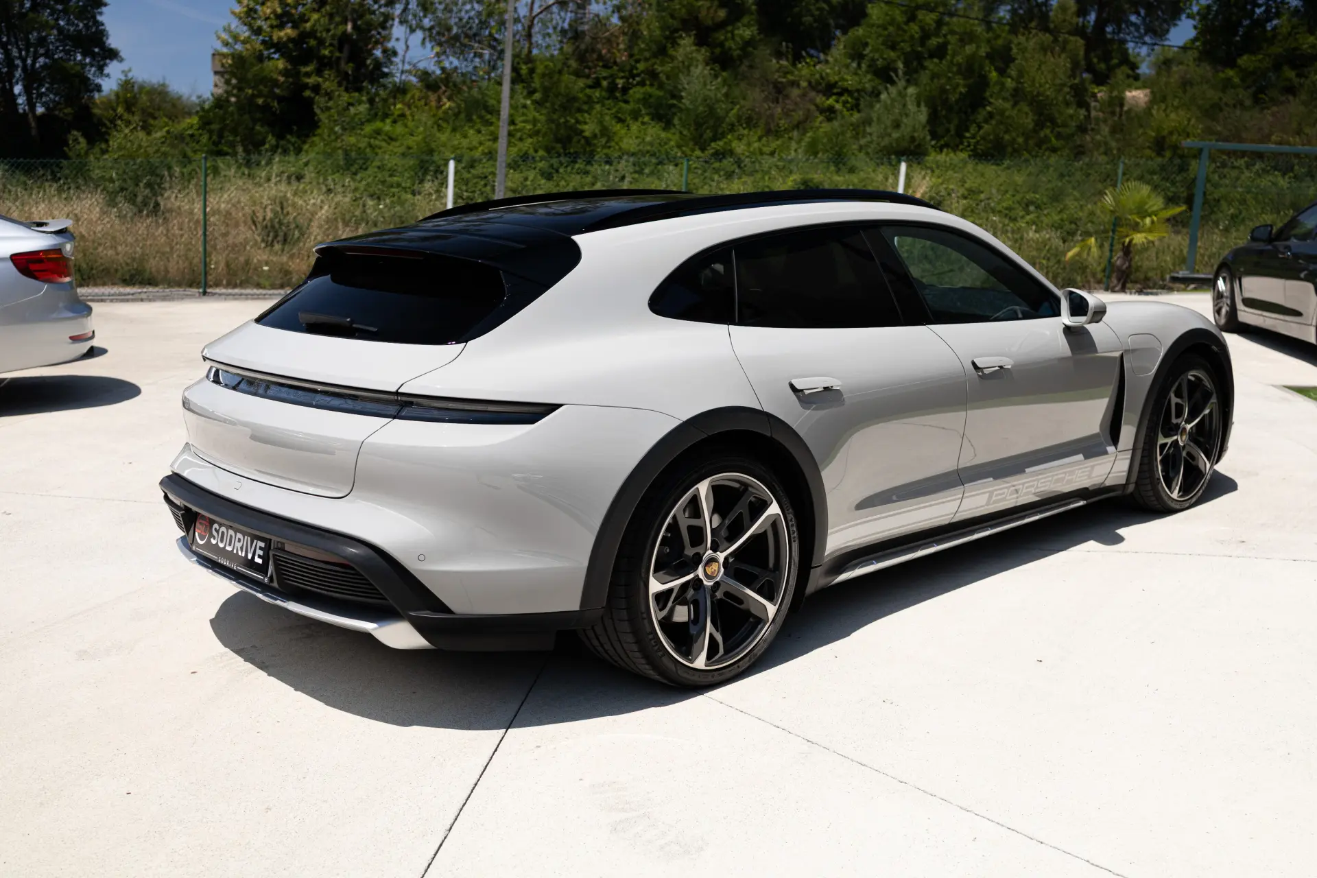 Porsche Taycan Cross Turismo 4 5