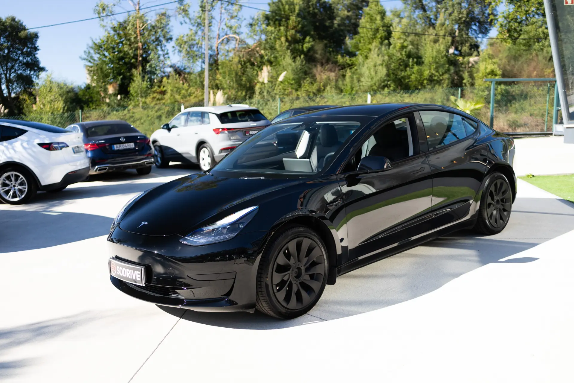 Tesla Model 3 Long-Range Dual Motor AWD 5