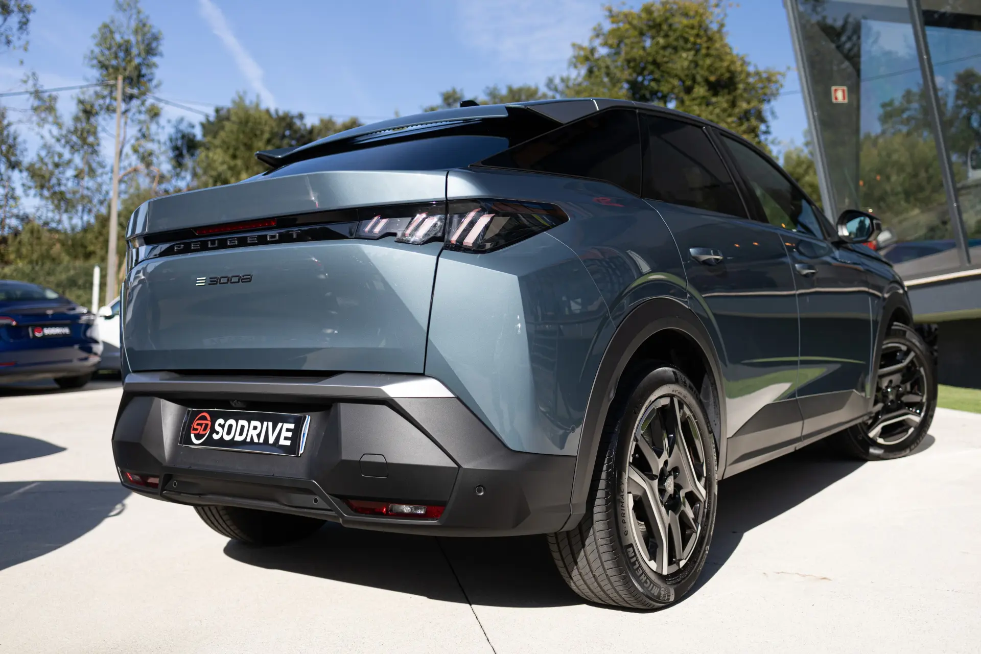 Peugeot E-3008 73 kWh Allure 44