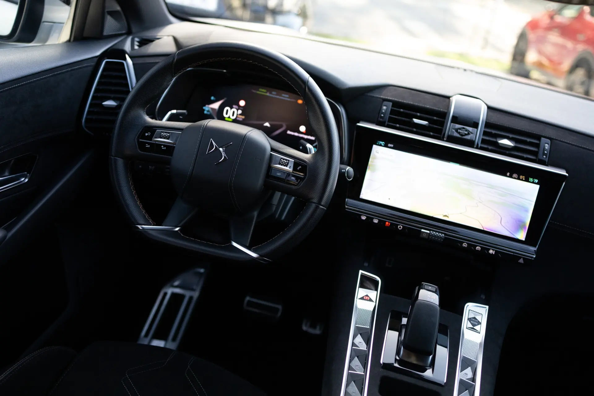 DS DS7 Crossback E-Tense Performance Line EAT8 2