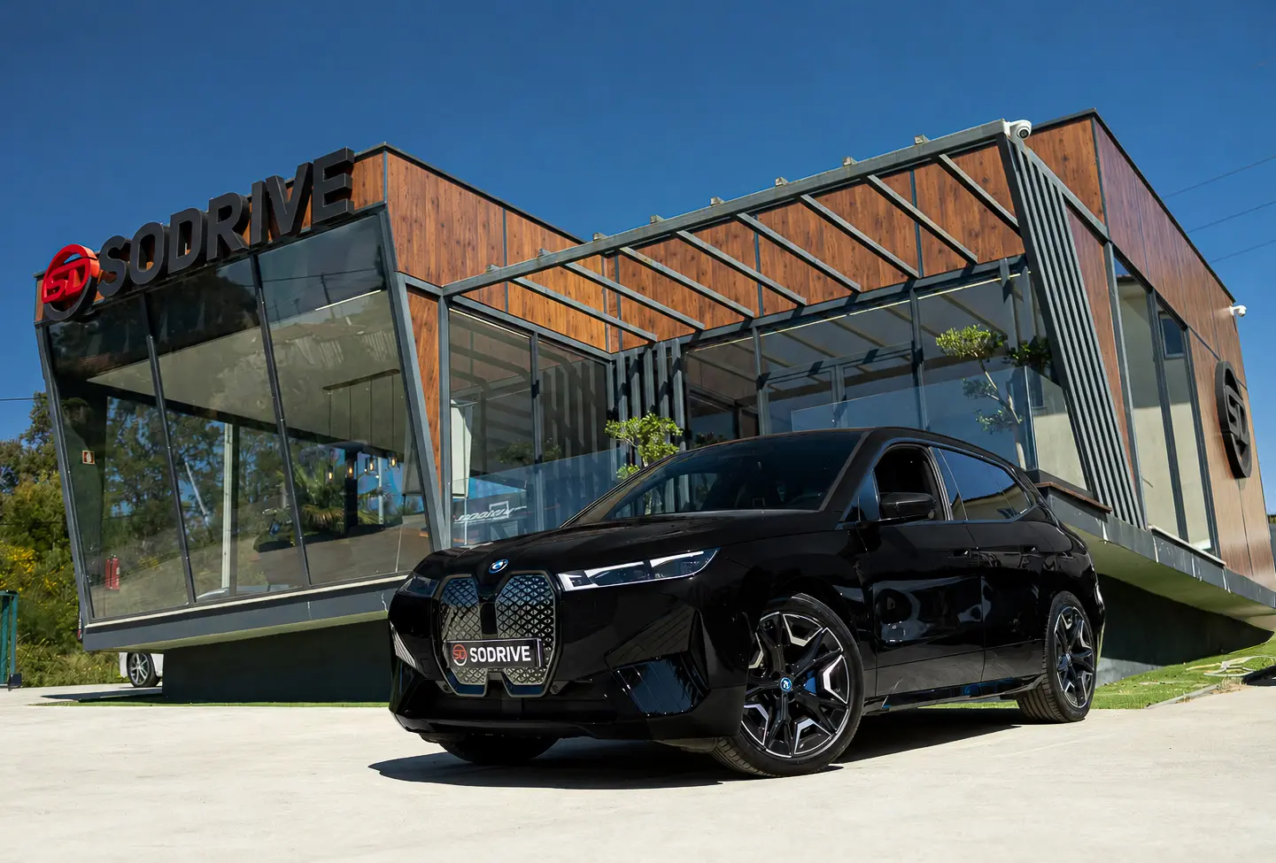 BMW iX xDrive 40 Pack Desportivo 1