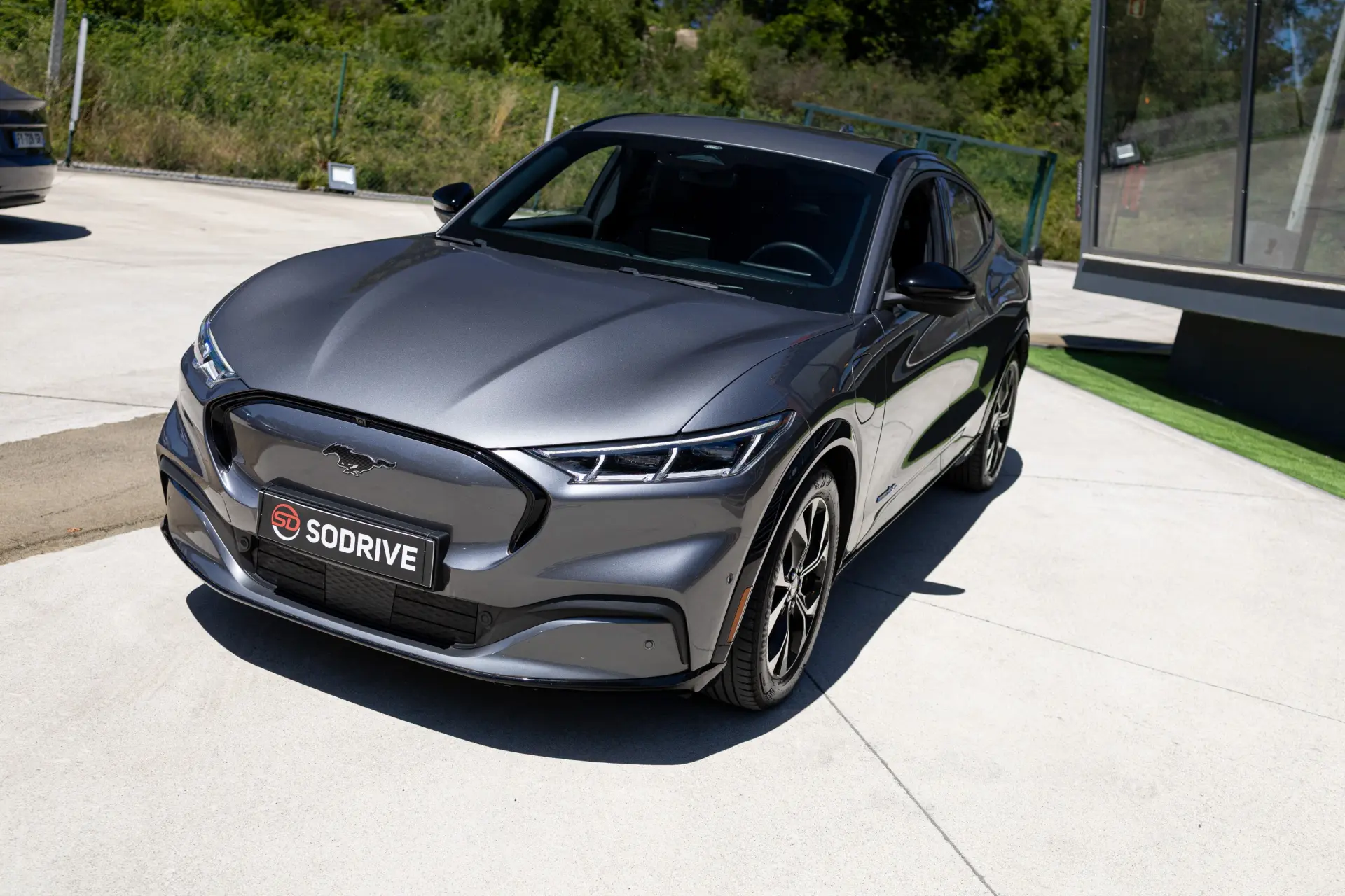 Ford Mustang Mach-E 75.7 kWh Premium AWD 7