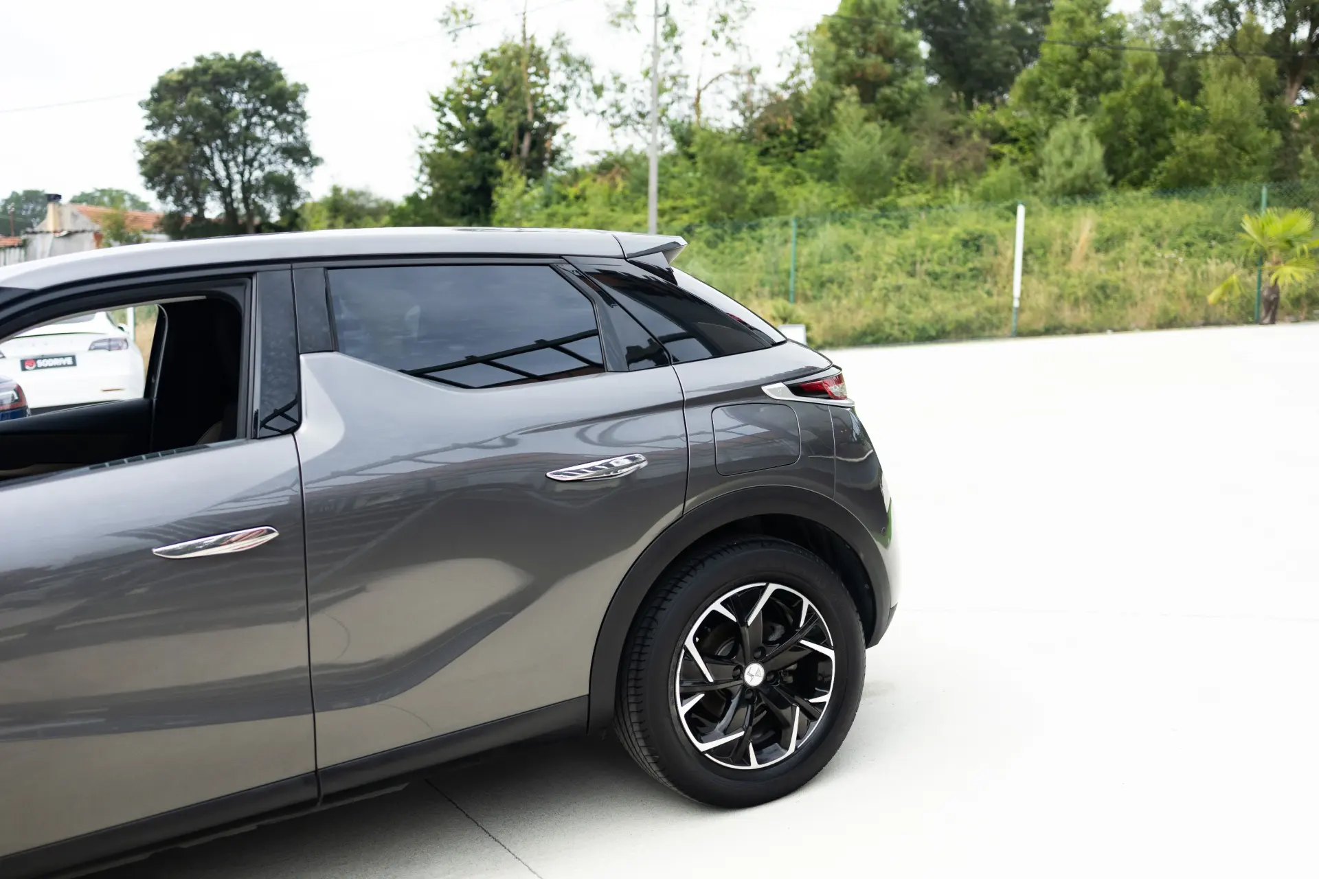 DS DS3 Crossback E-Tense Performance Line 8