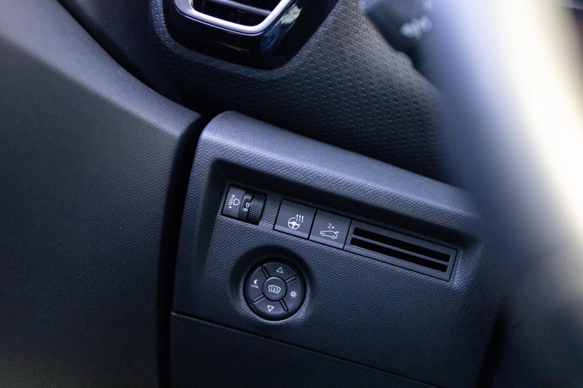 Citroen e-C4 X 50 kWh Shine 28