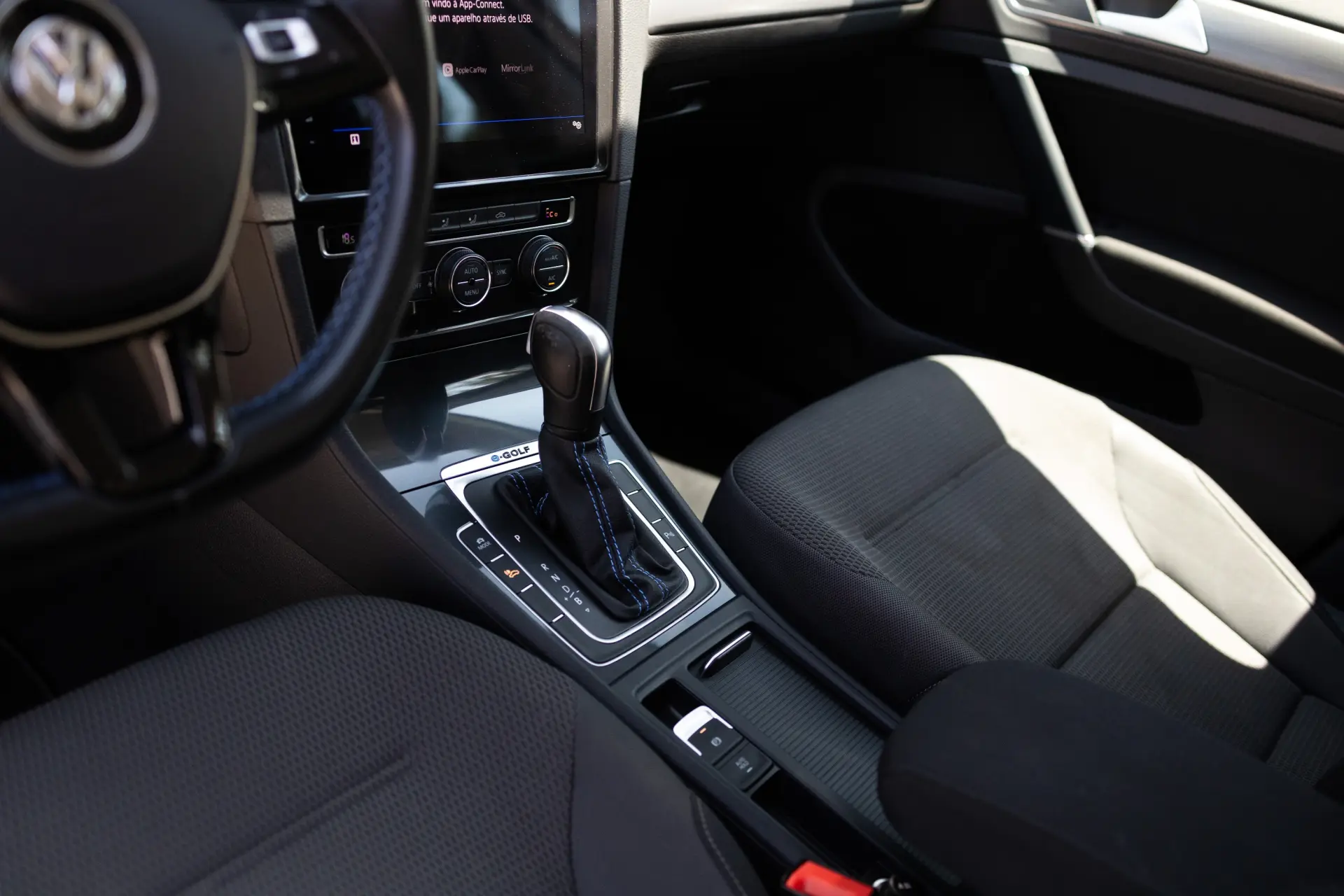 Volkswagen e-Golf Standard 23