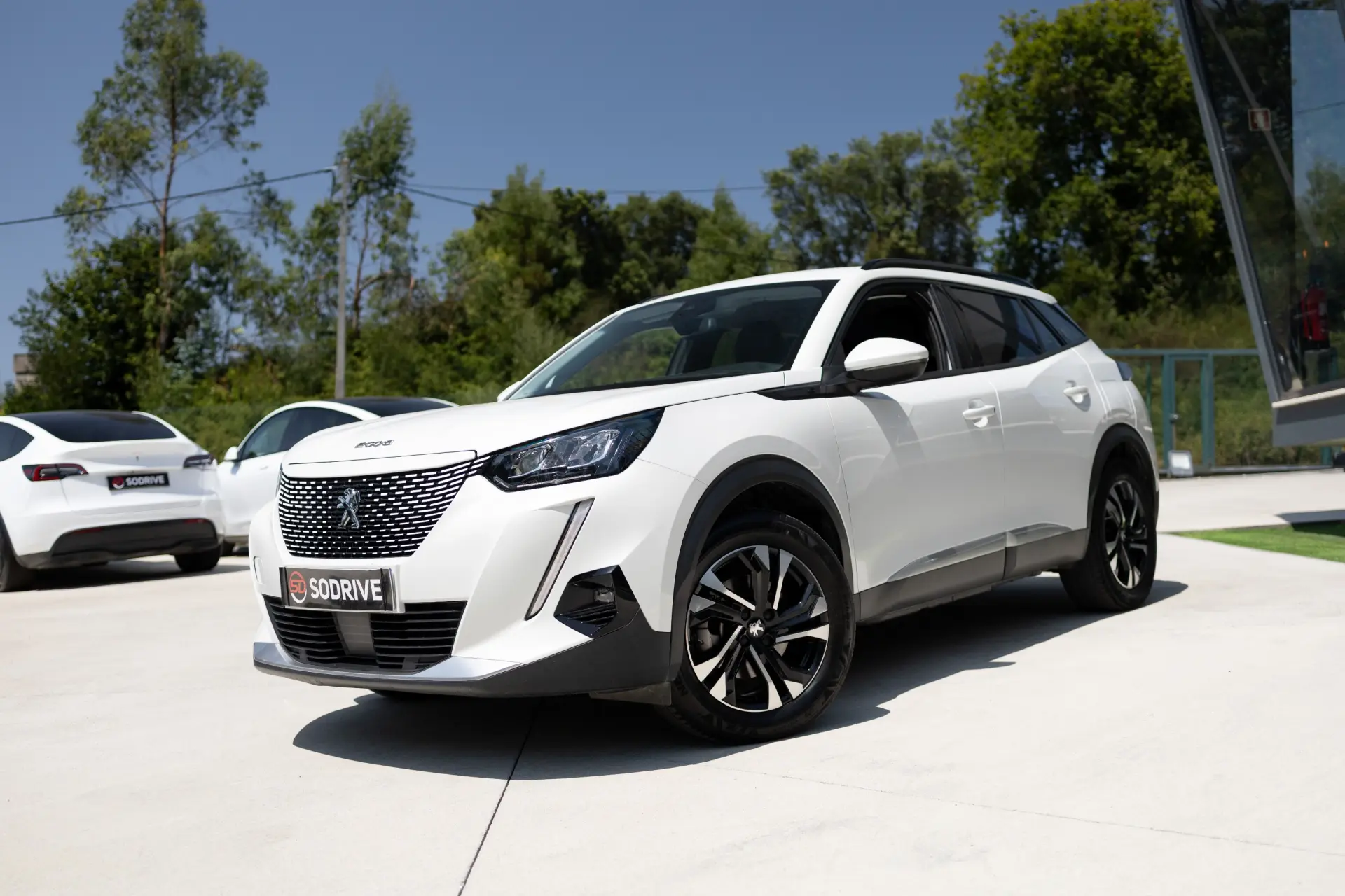Peugeot e-2008 Allure 7