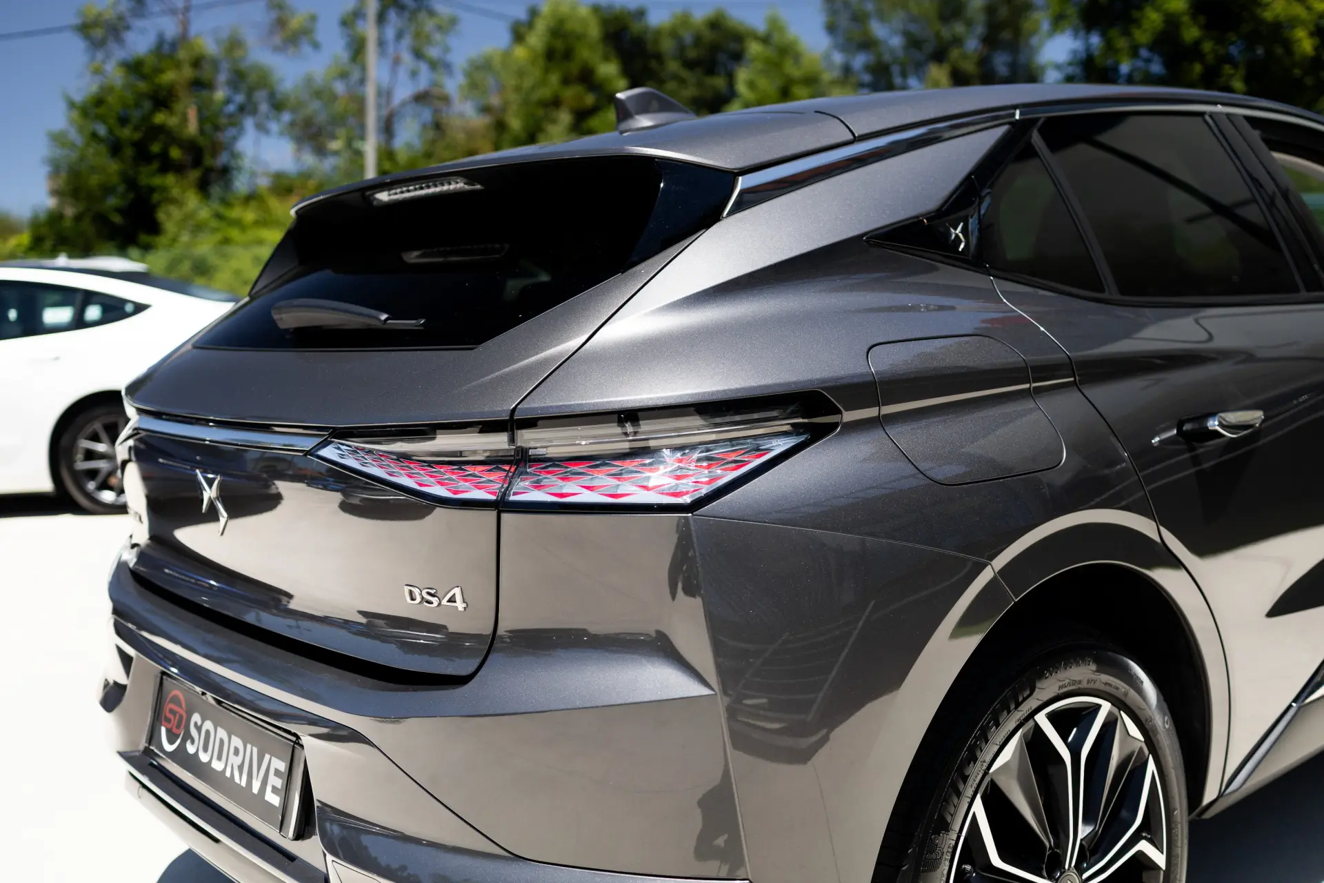 DS DS4 E-TENSE 225 RIVOLI 41