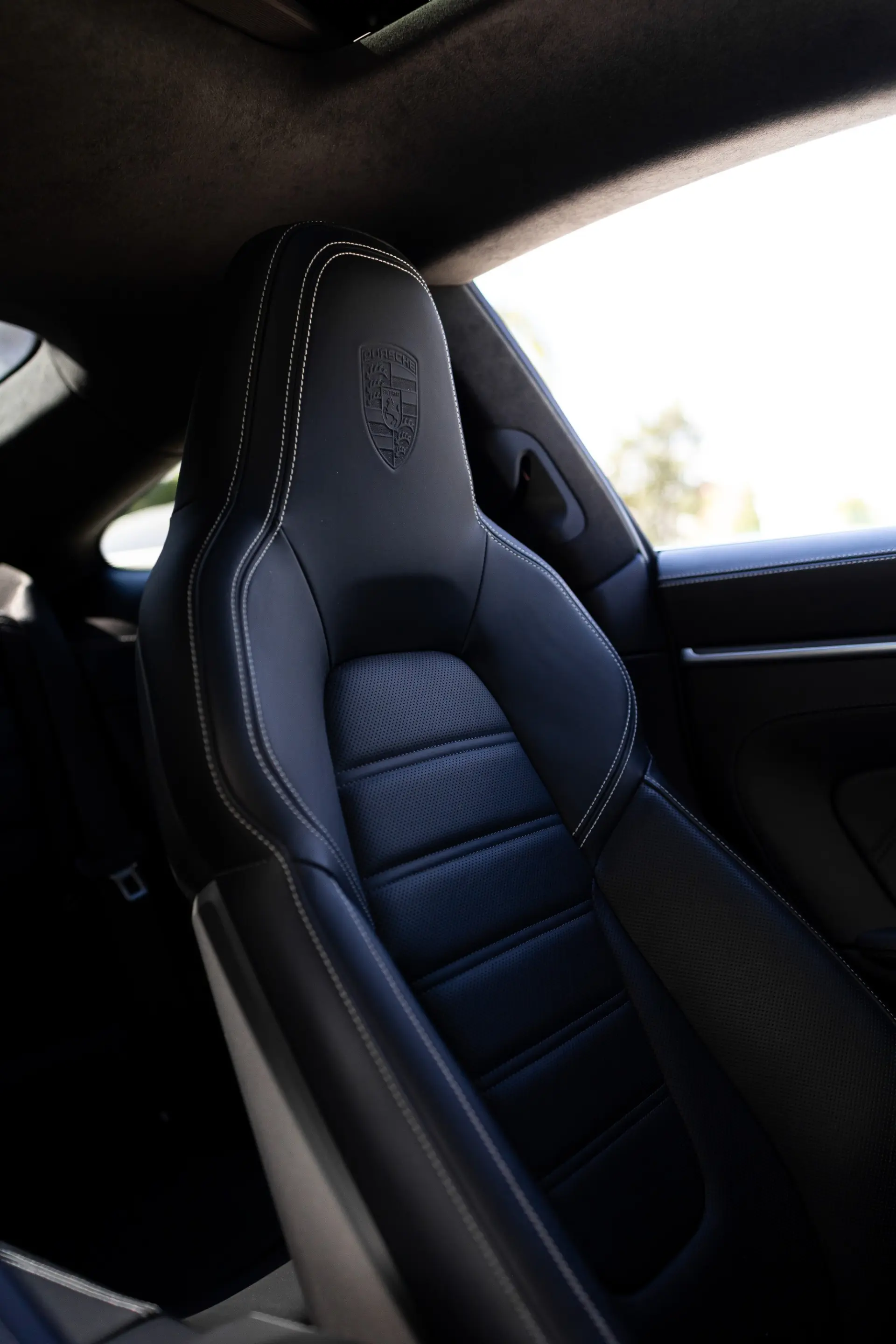 Porsche 911 (992) Turbo S PDK 60
