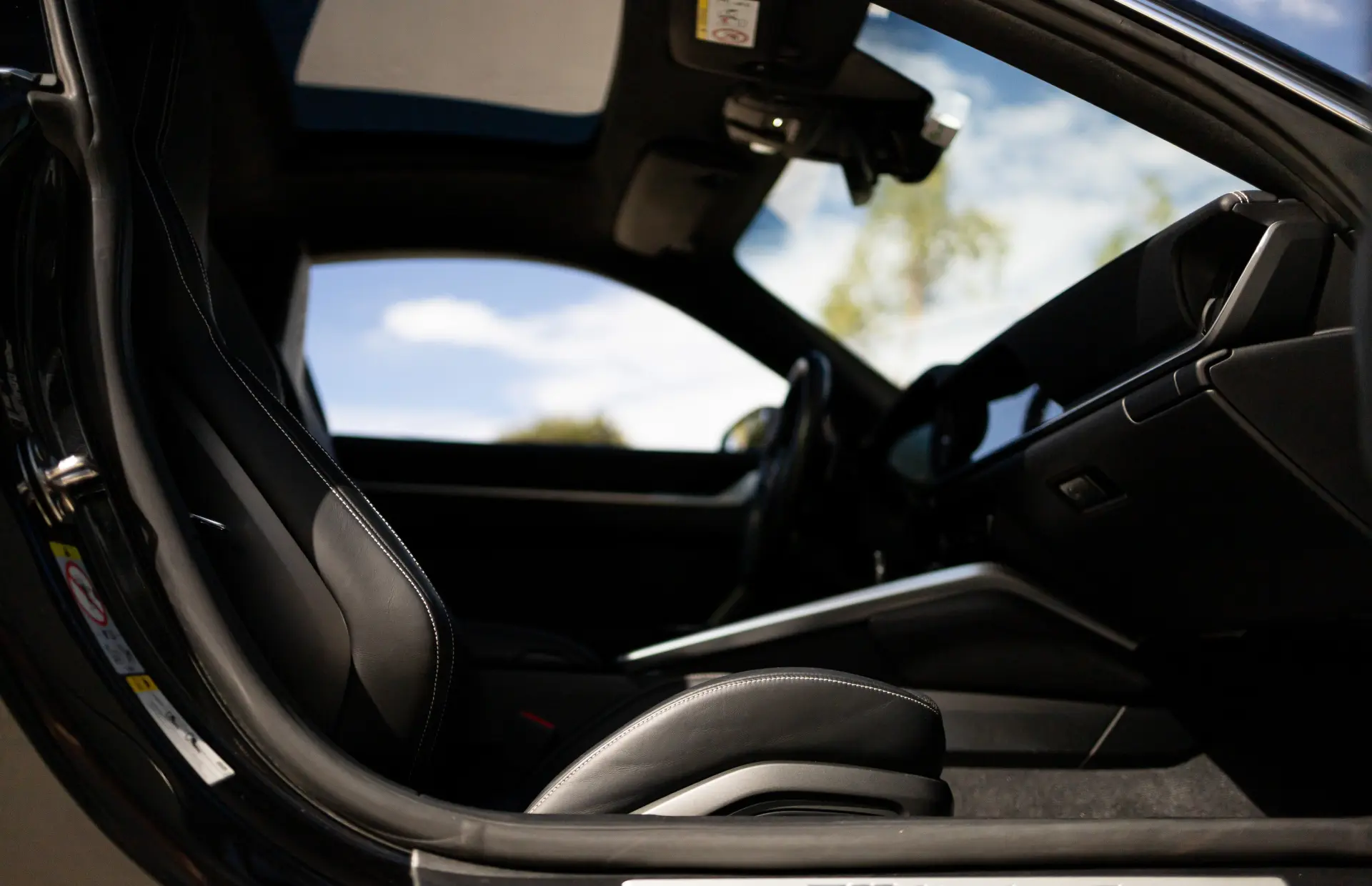 Porsche 911 (992) Turbo S PDK 43