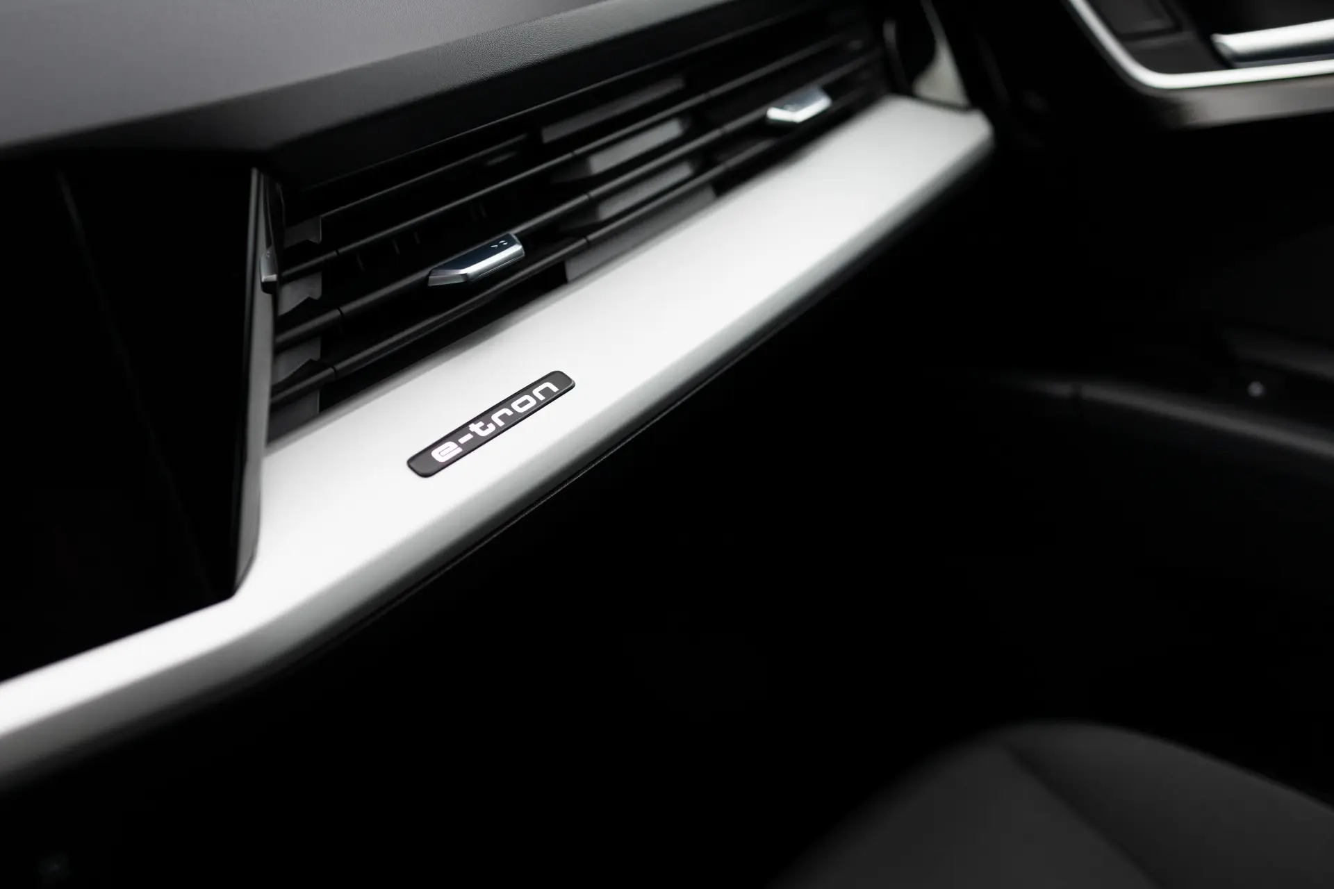 Audi Q4 e-tron 35 55 kWh 18