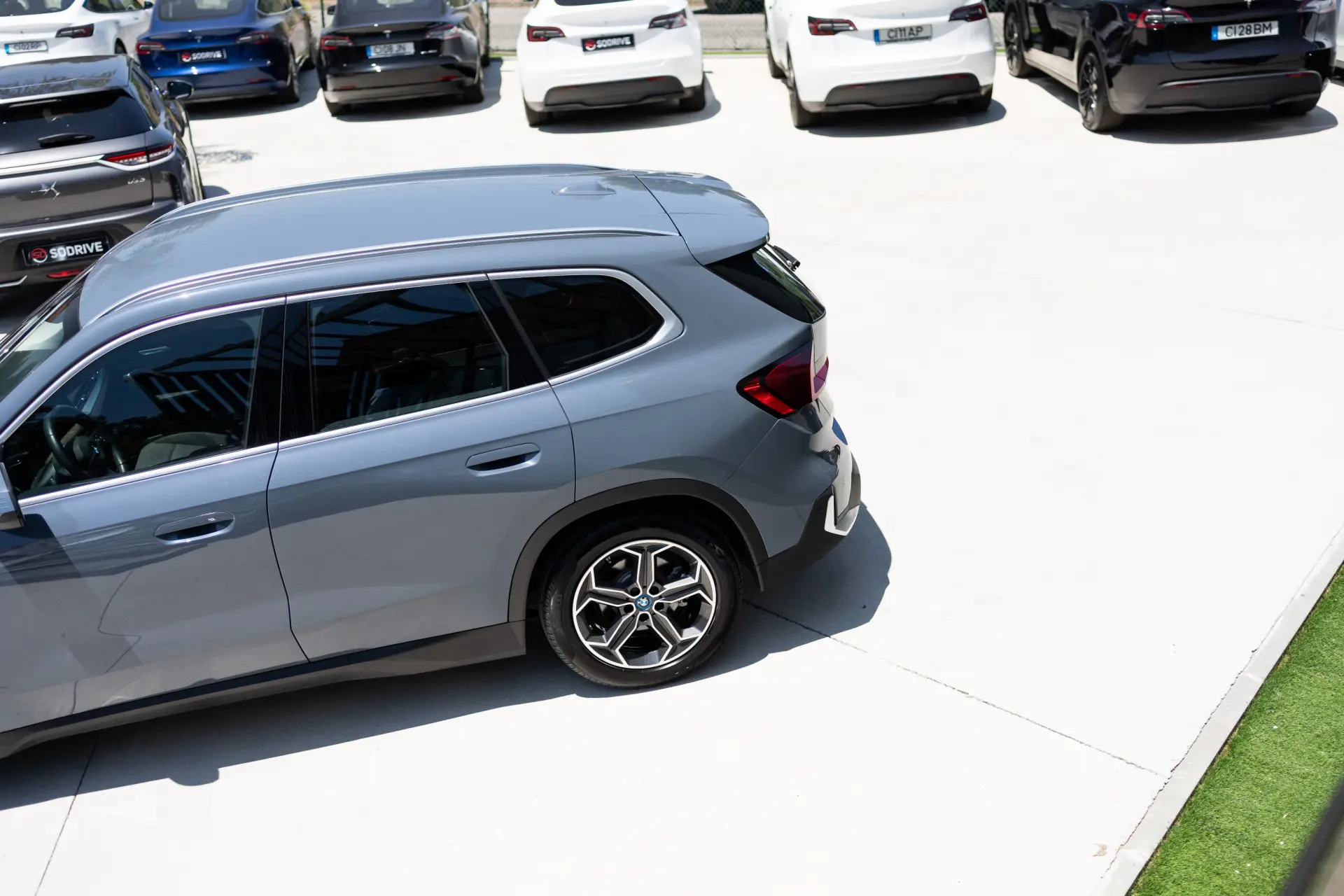 BMW iX1 xDrive30 xLine 11