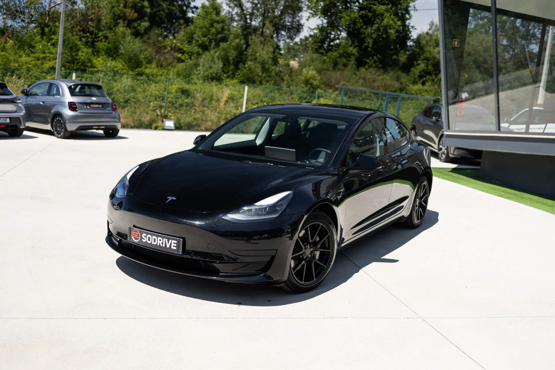 Tesla Model 3 Standard Range Plus RWD 5