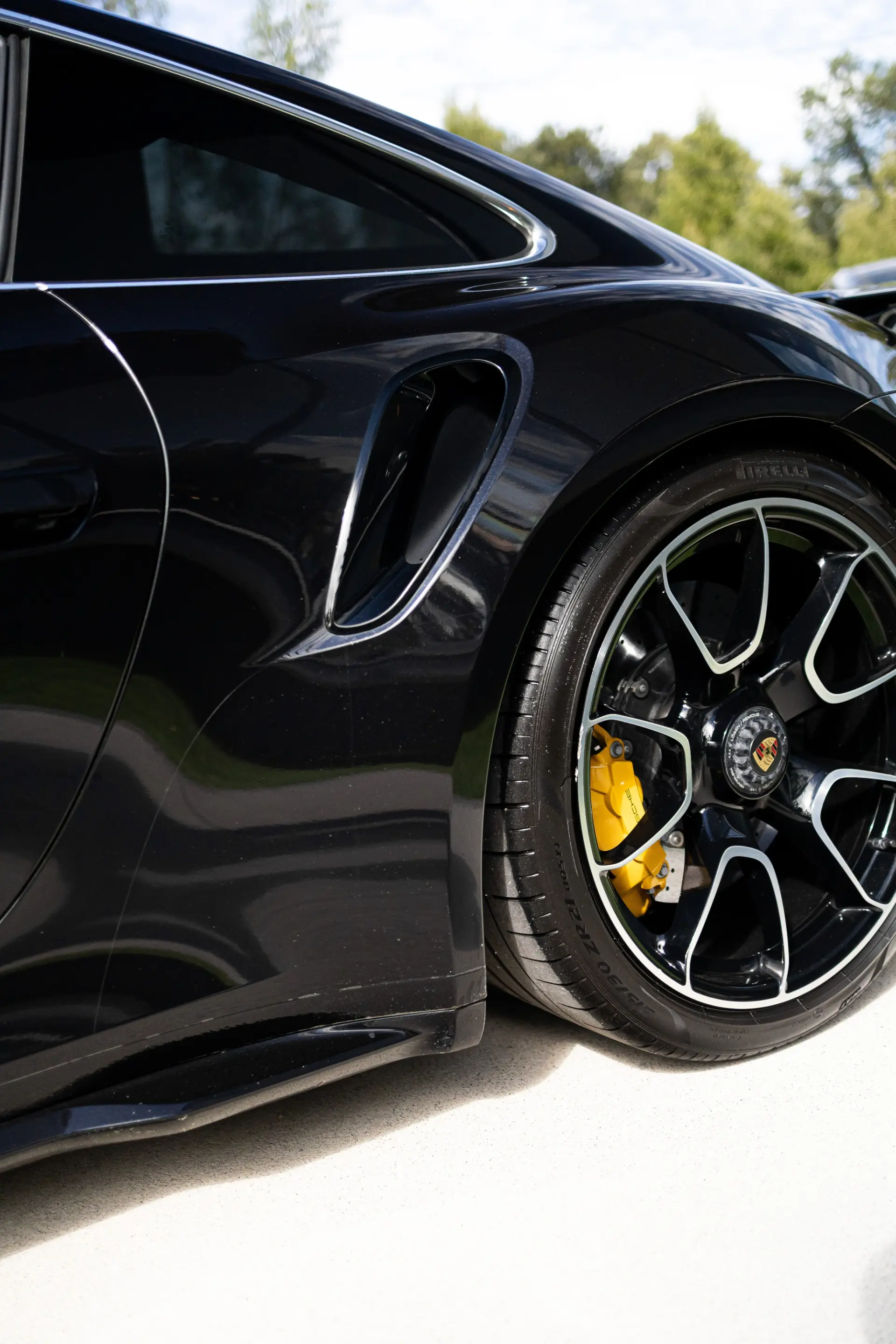 Porsche 911 (992) Turbo S PDK 31