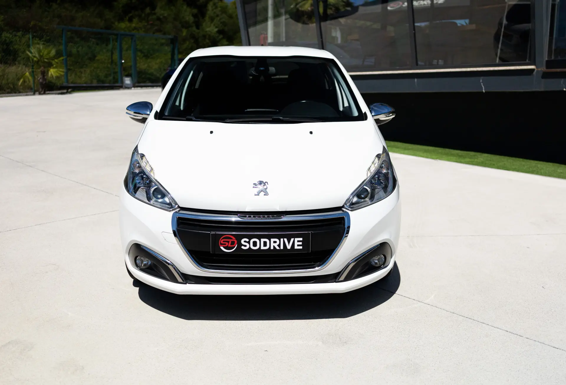 Peugeot 208 1.6 BlueHDi Style 13