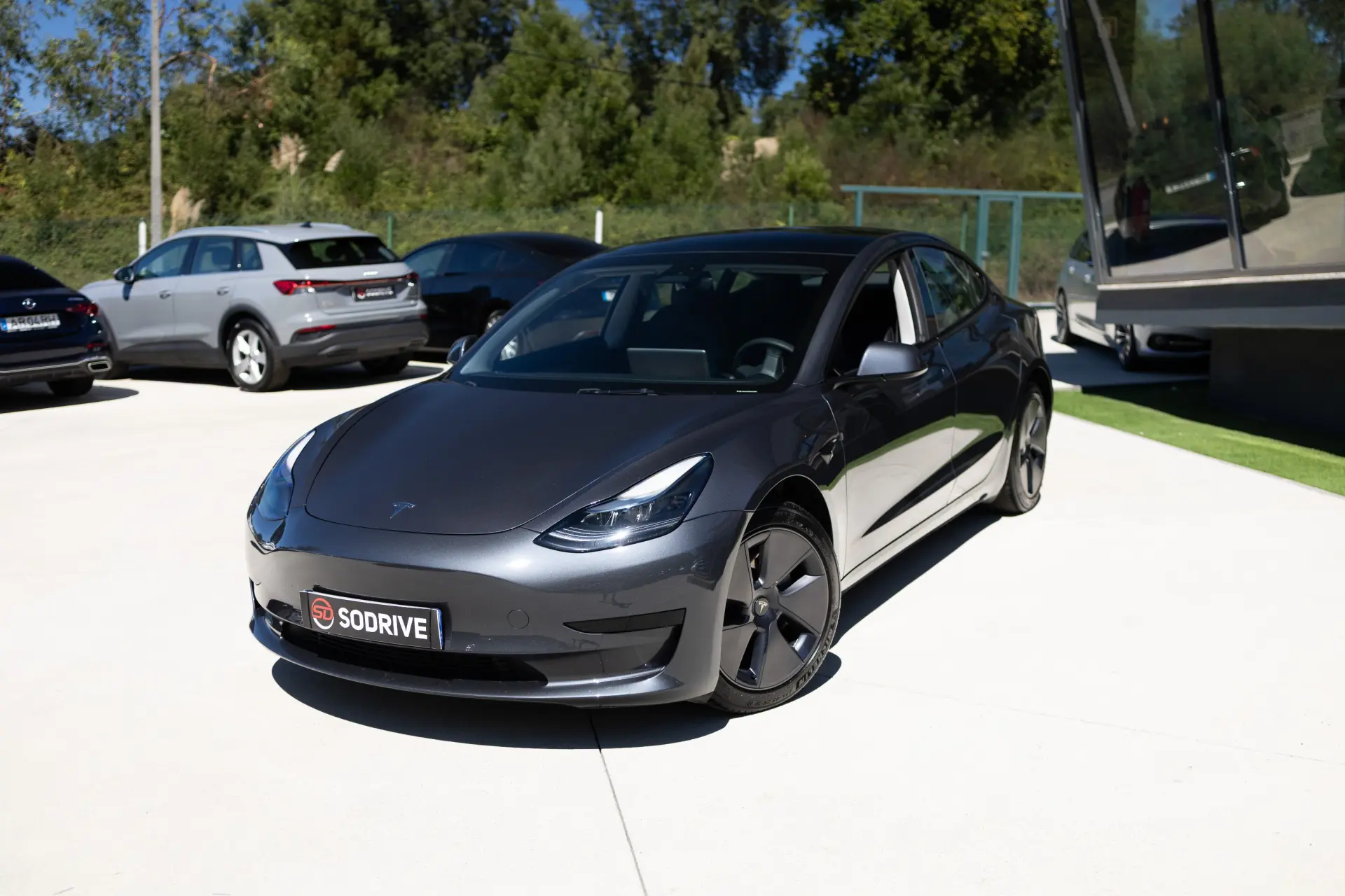 Tesla Model 3 Standard RWD 6