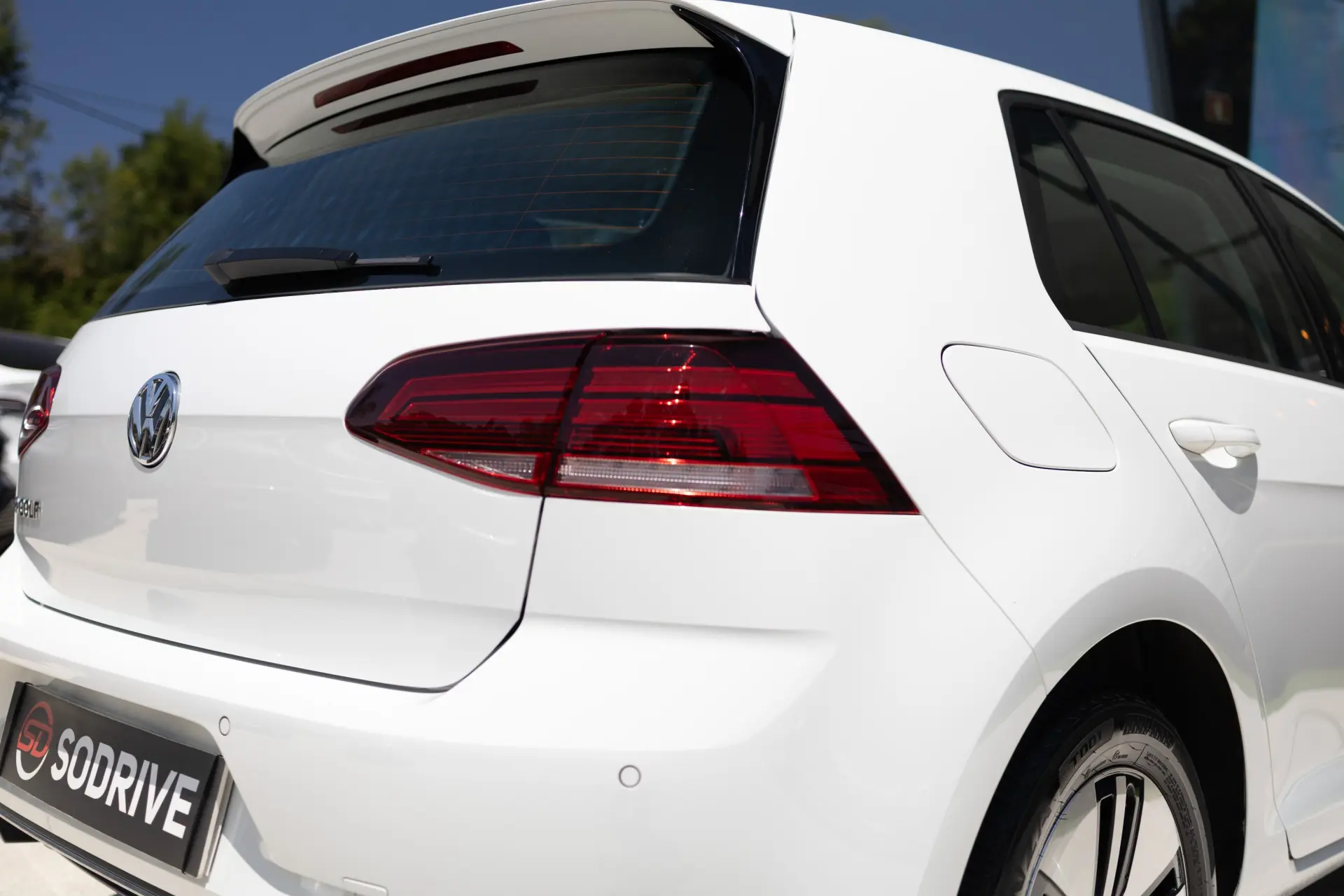 Volkswagen e-Golf Standard 25