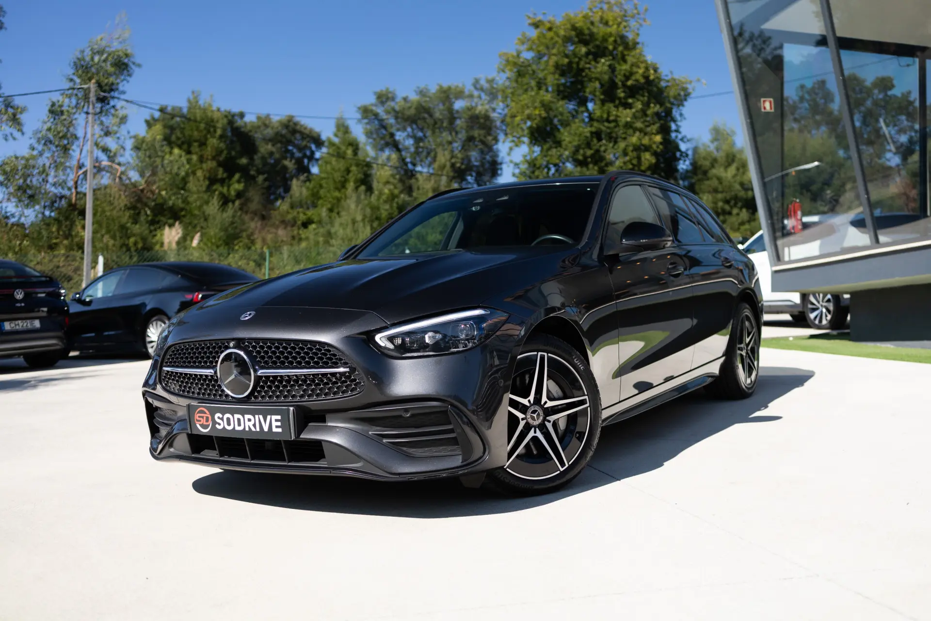 Mercedes-Benz C 300 e AMG Line 6