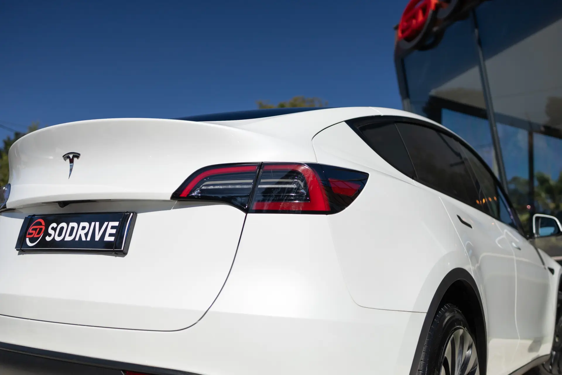 Tesla Model Y Standard 15
