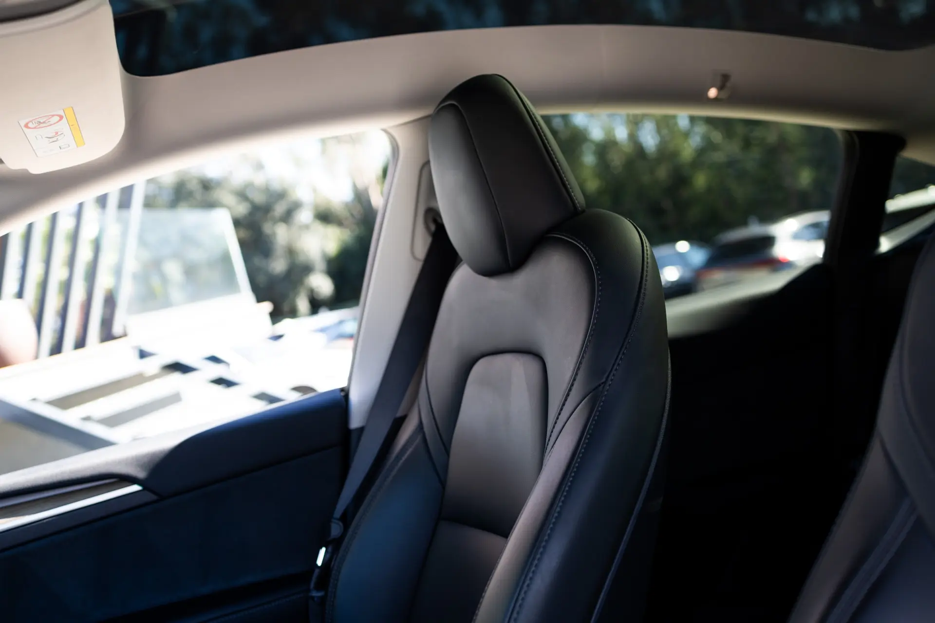 Tesla Model Y Standard 8