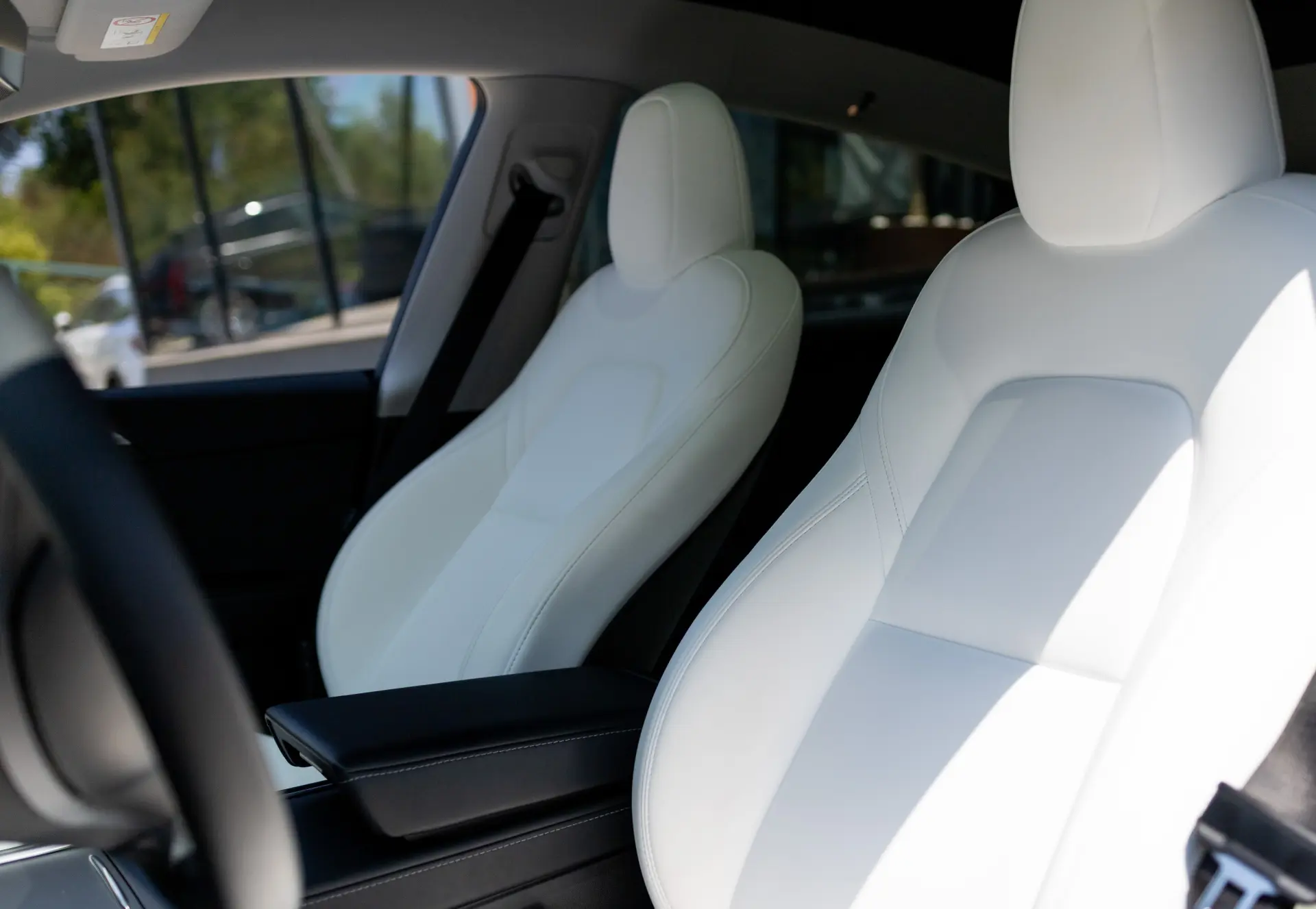 Tesla Model Y Standard 6